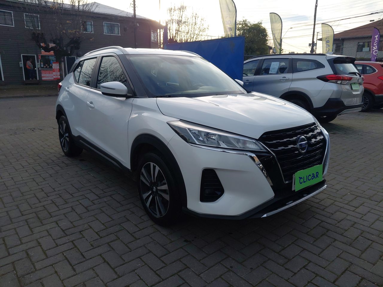 NISSAN - 1