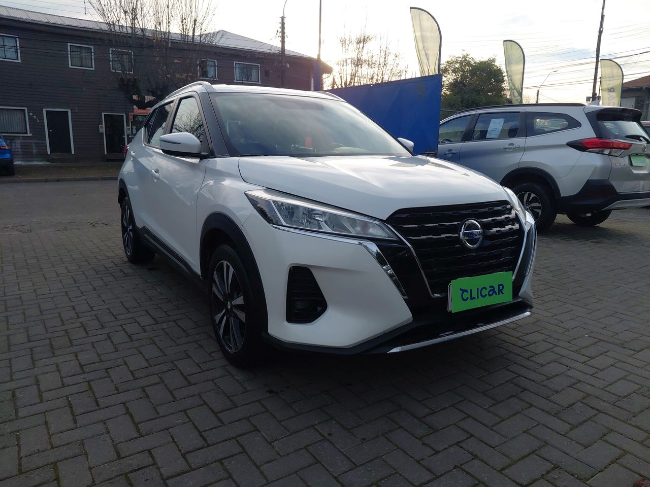 NISSAN