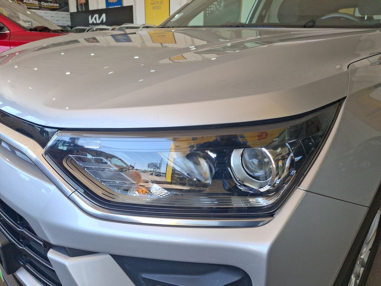 SSANGYONG - 18