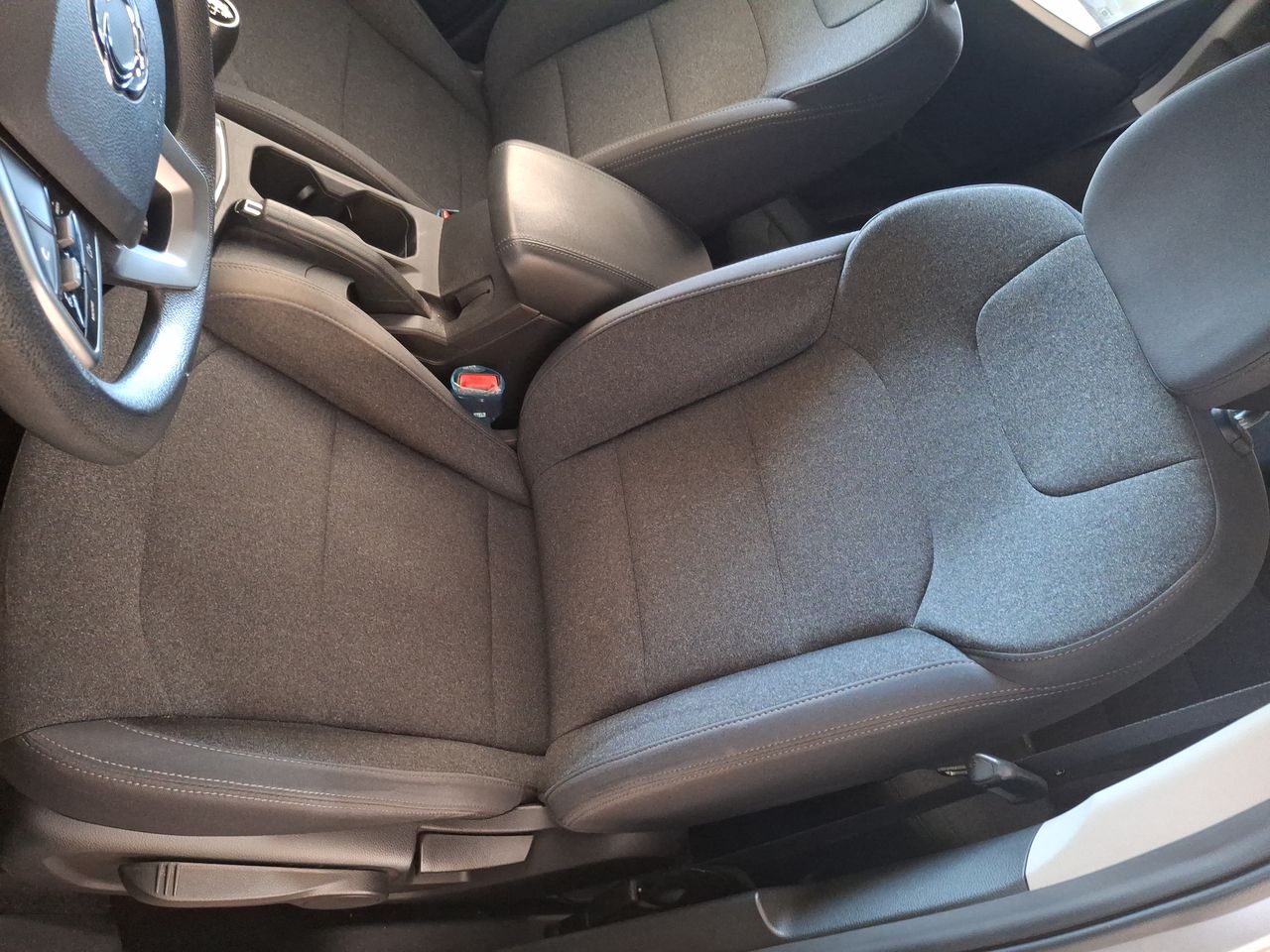 SSANGYONG - 23