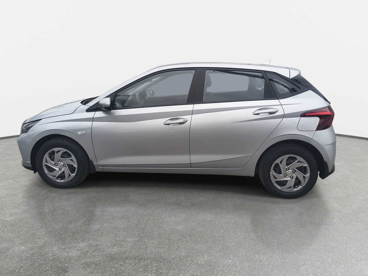 HYUNDAI - 4
