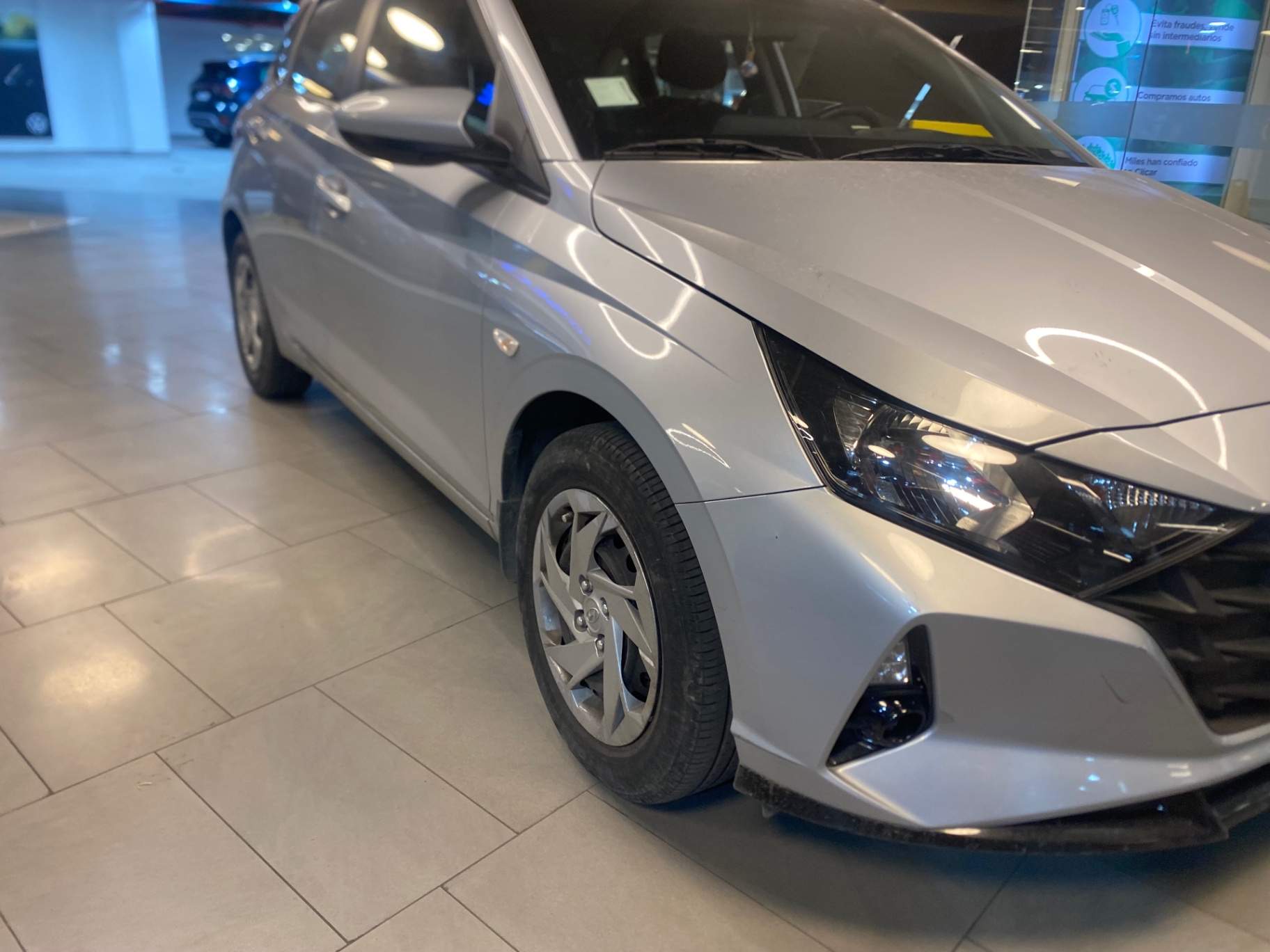 HYUNDAI - 1