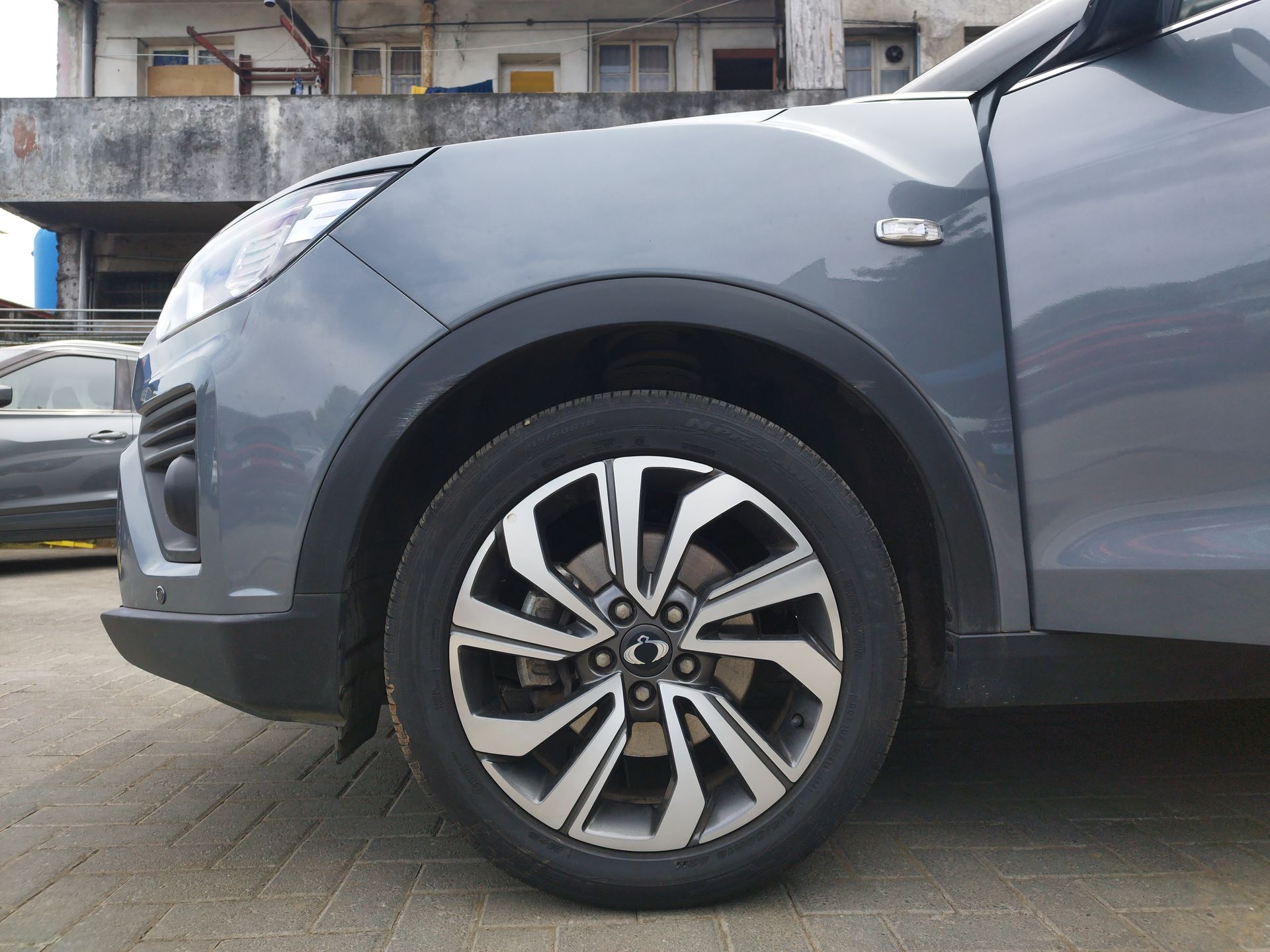 SSANGYONG - 17