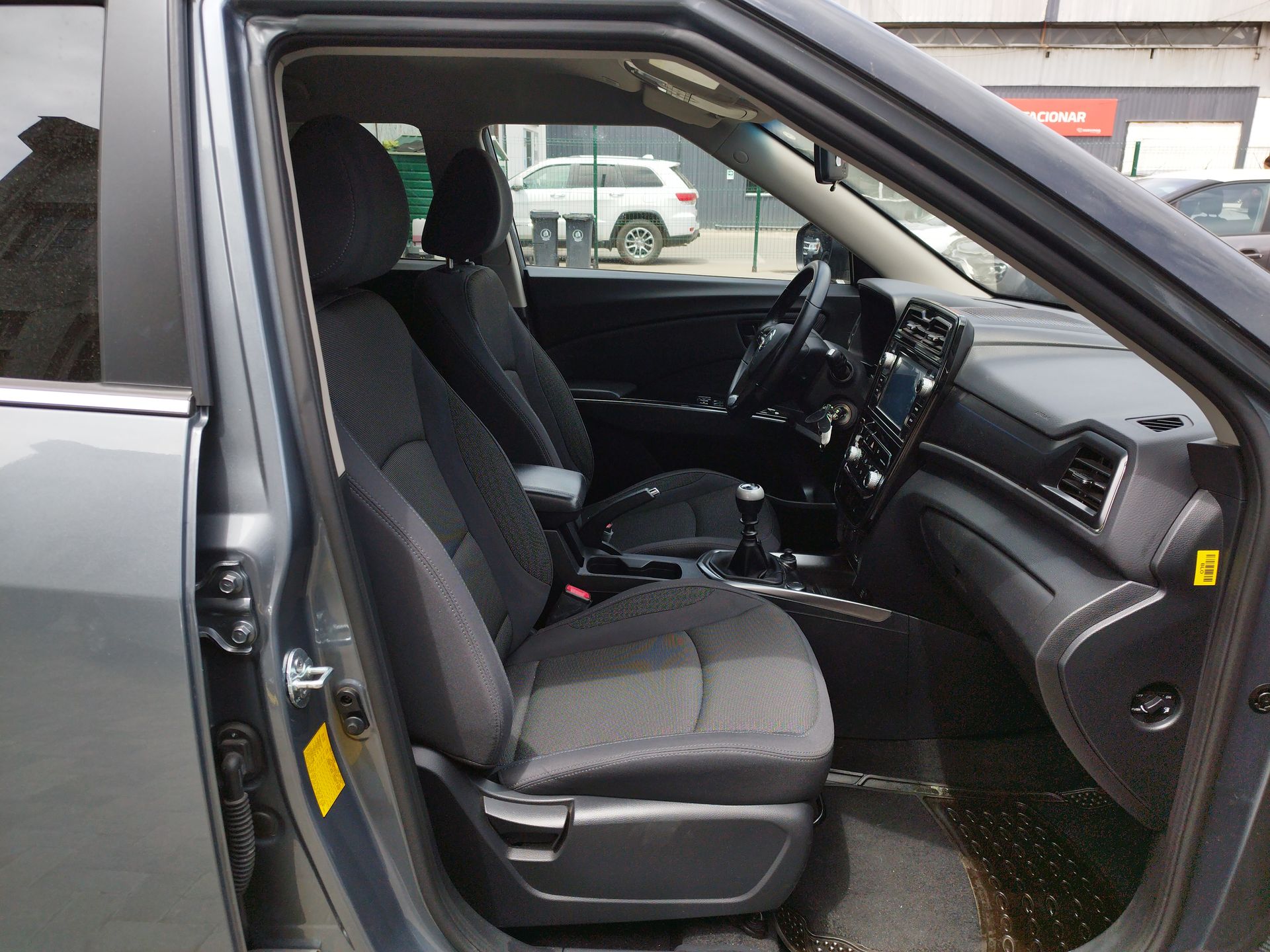 SSANGYONG - 30