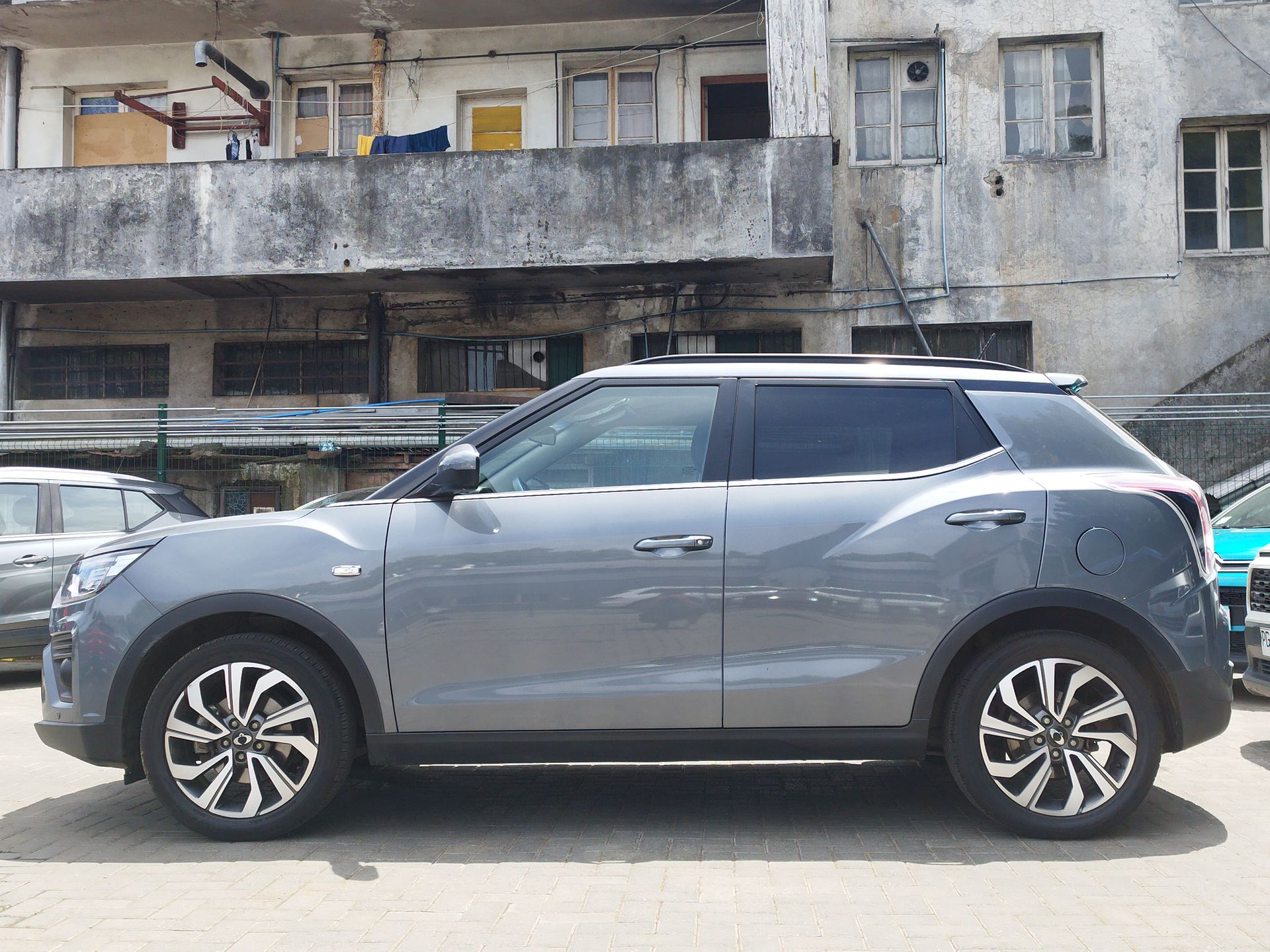 SSANGYONG - 4
