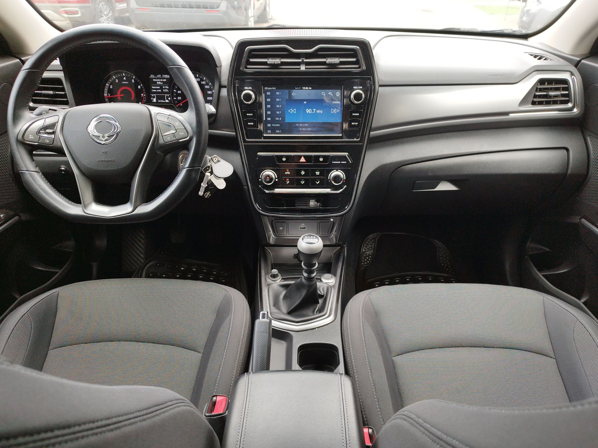 SSANGYONG - 9