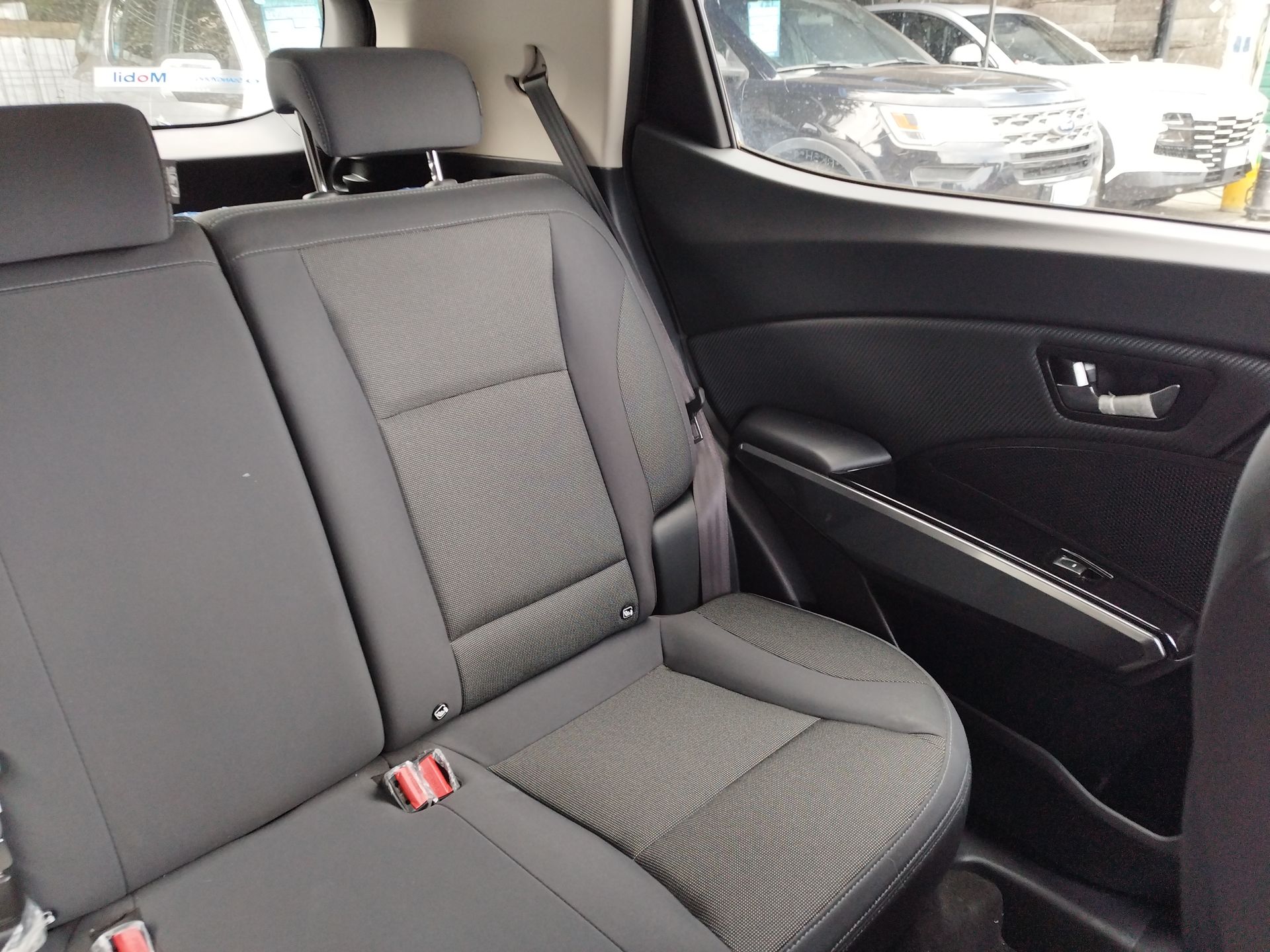 SSANGYONG - 14