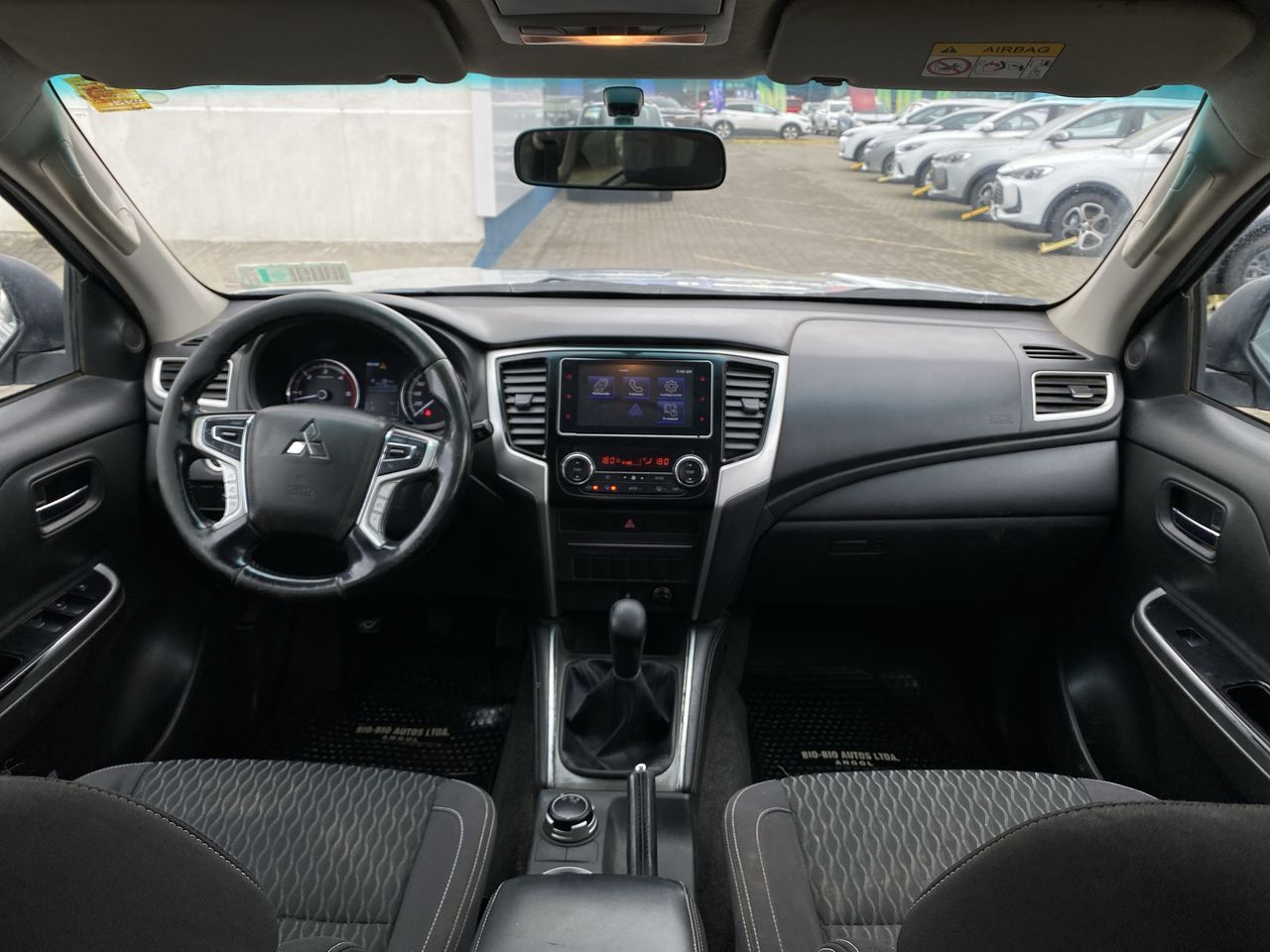 MITSUBISHI - 18