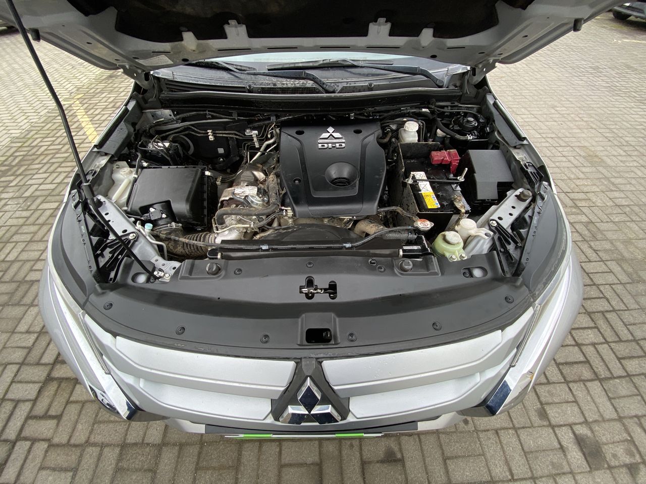 MITSUBISHI - 5