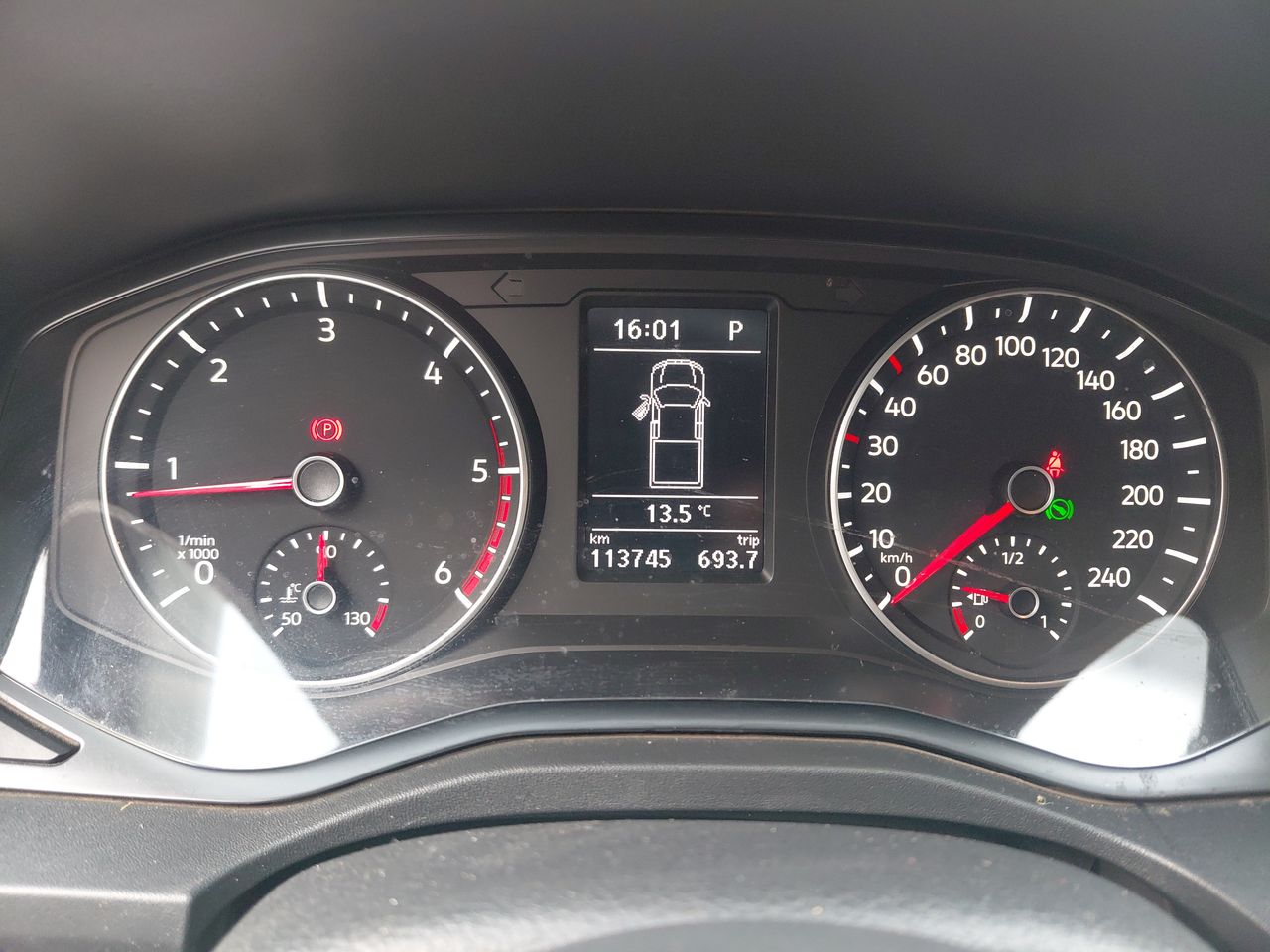 VOLKSWAGEN - 17