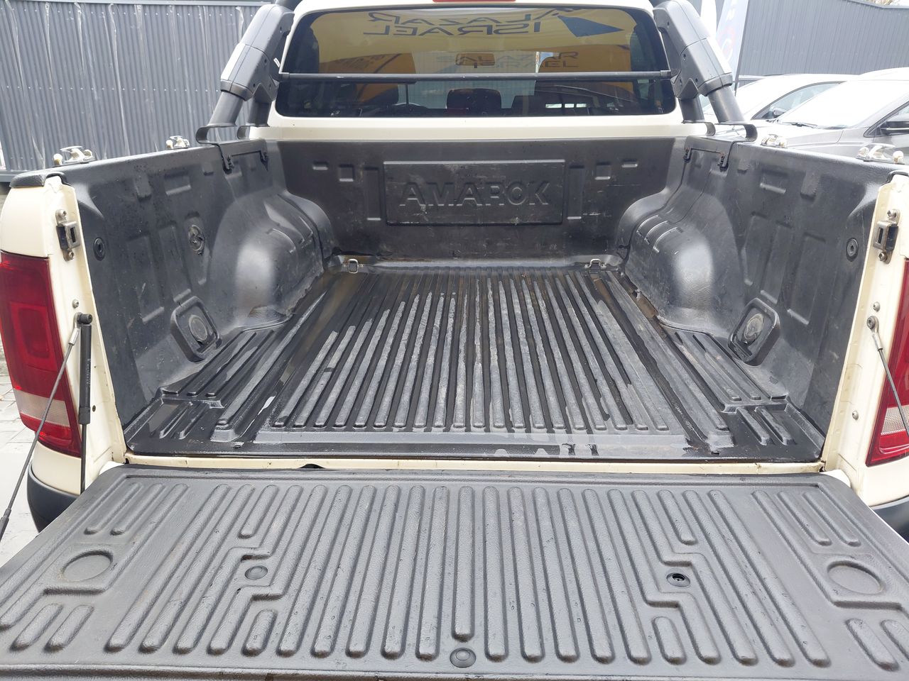 VOLKSWAGEN - 11