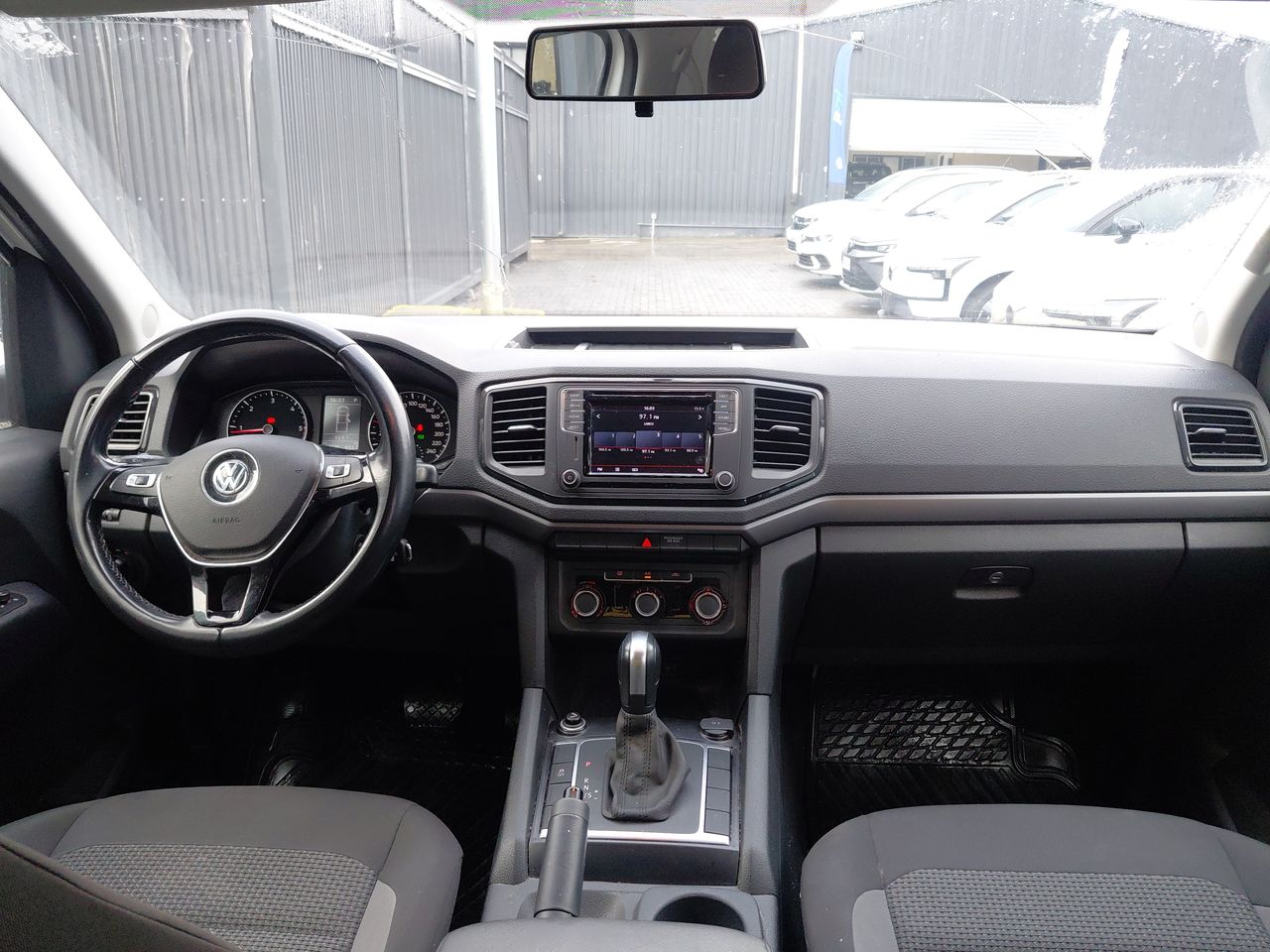 VOLKSWAGEN - 1