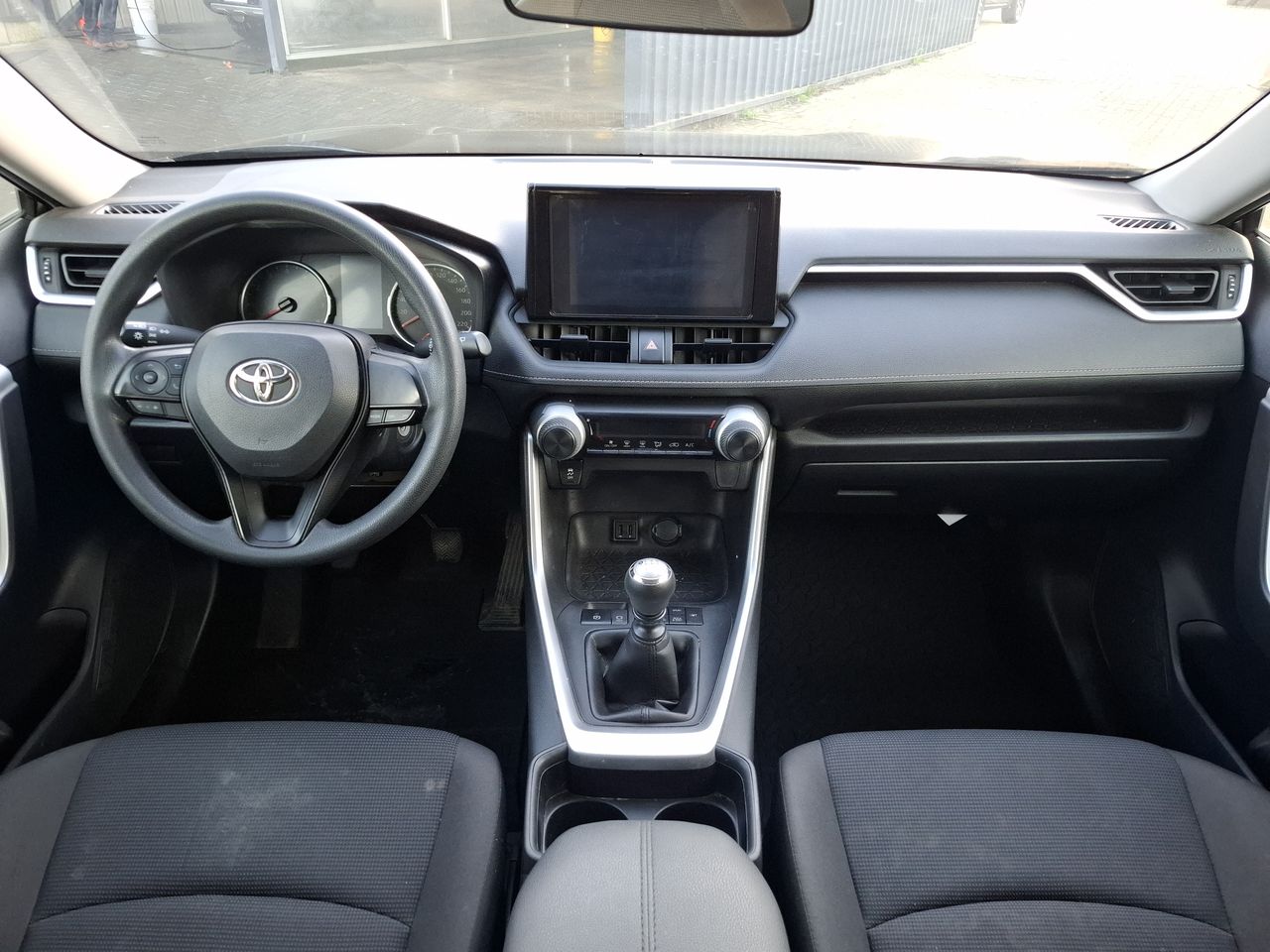 TOYOTA - 23