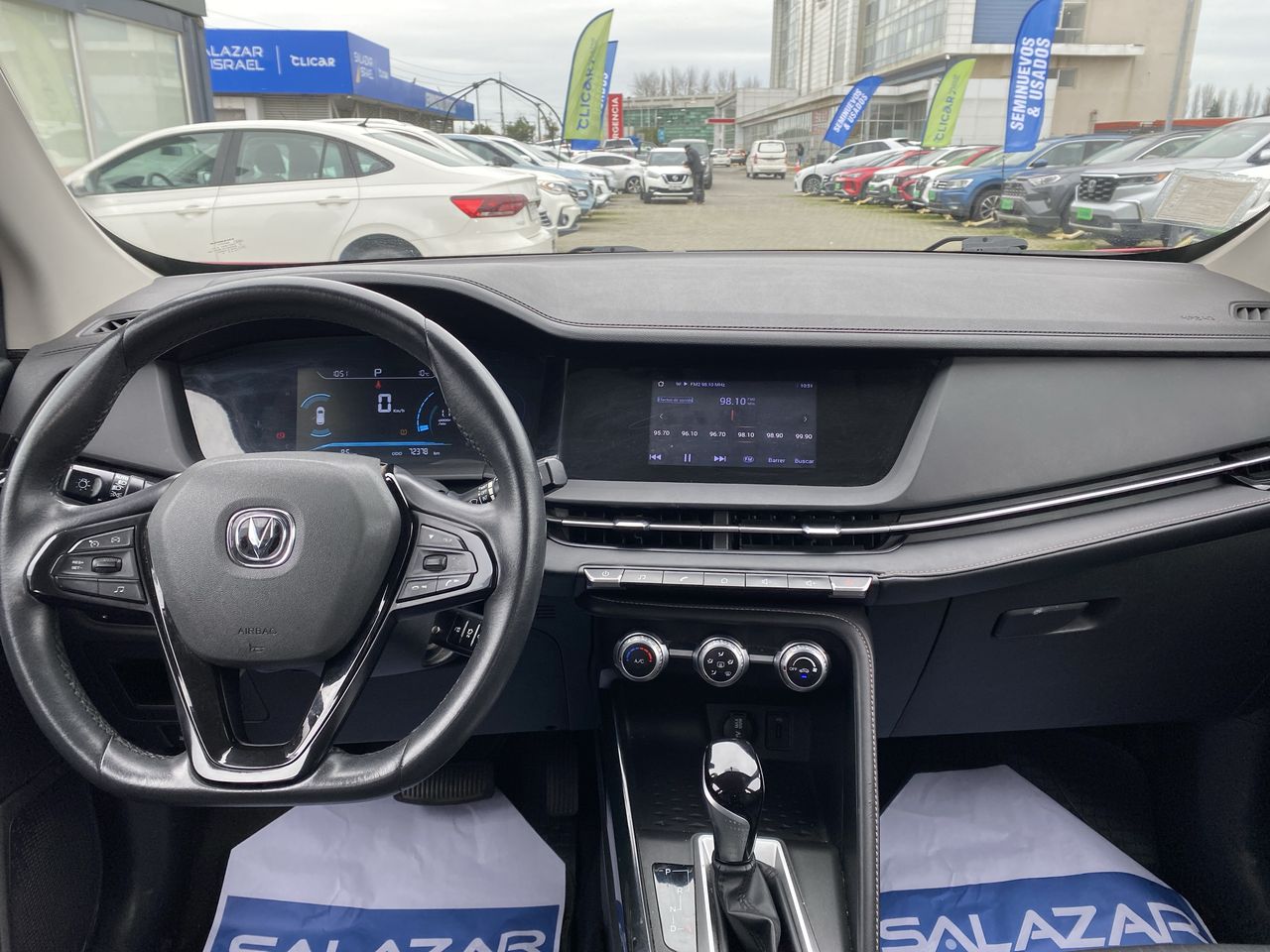 Changan Cs15 — foto 24 de 27