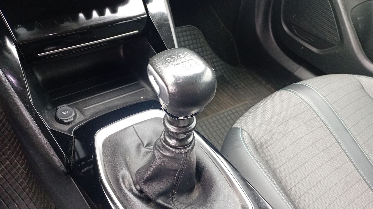 PEUGEOT - 14