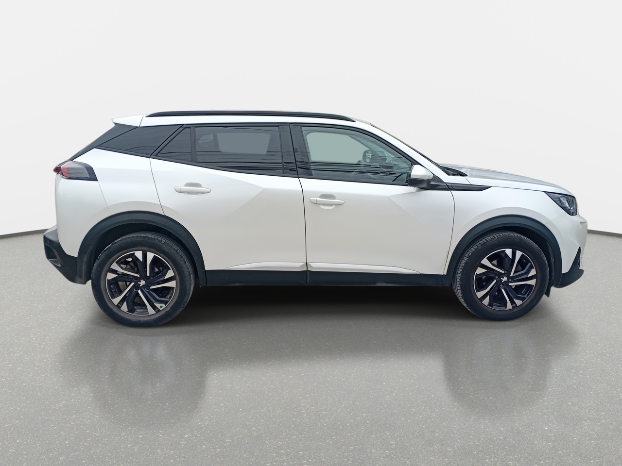 Peugeot 2008 — foto 9 de 26