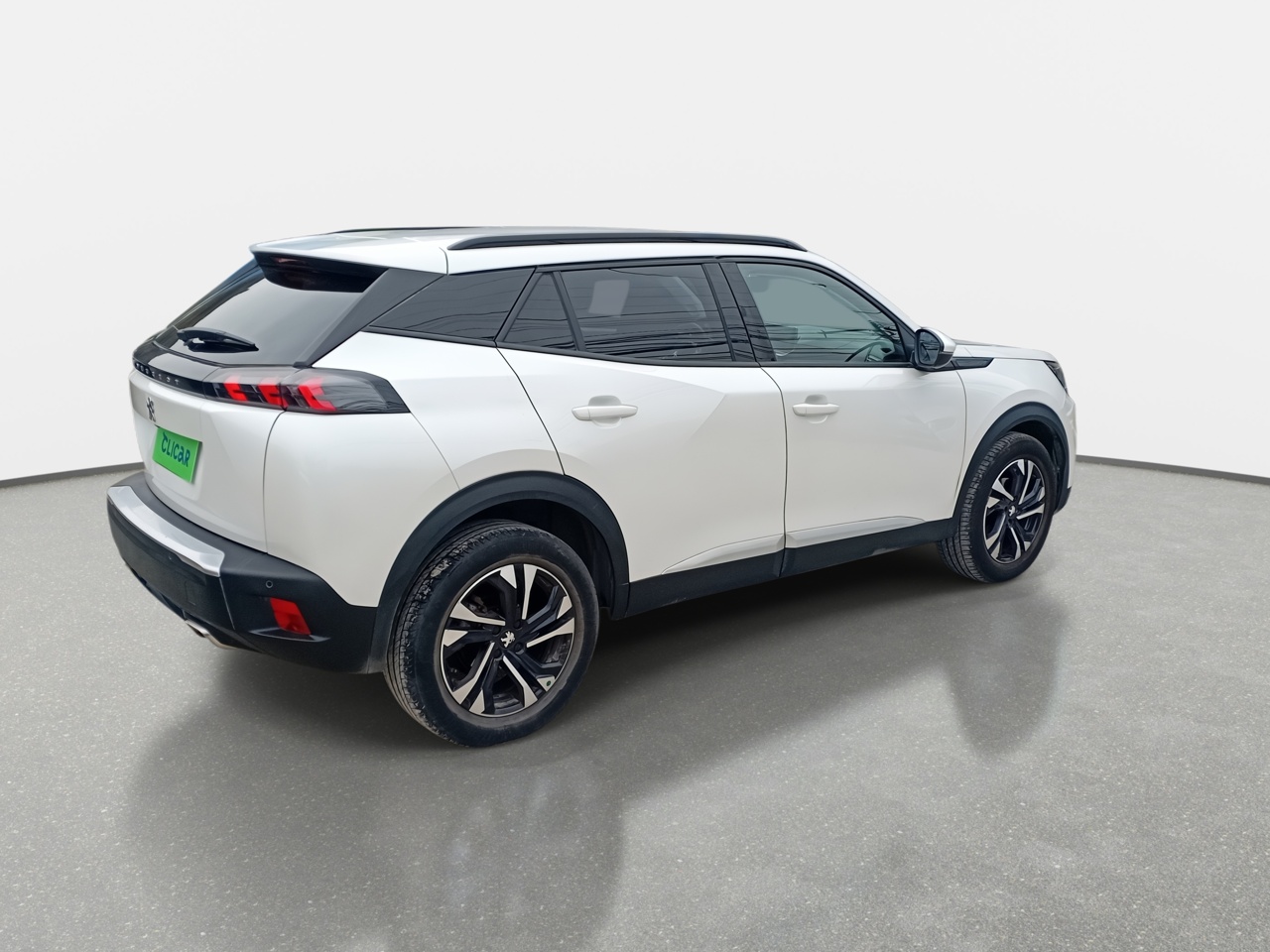 Peugeot 2008 — foto 8 de 26