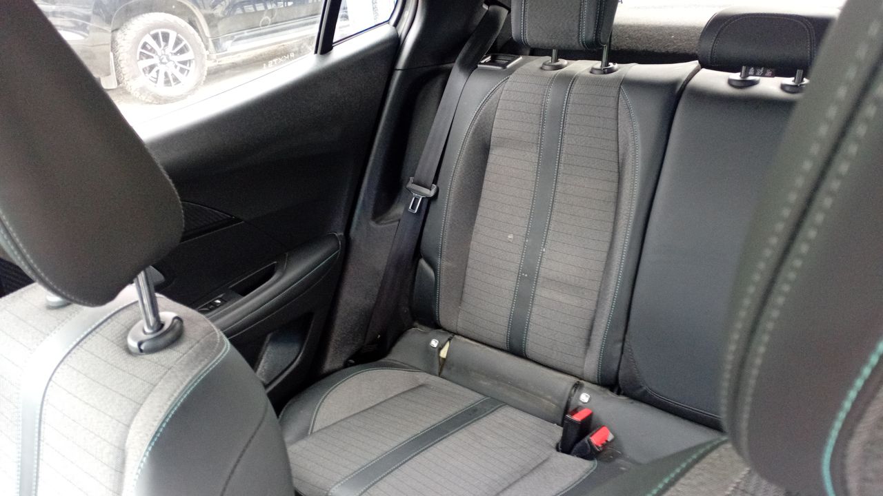 PEUGEOT - 4