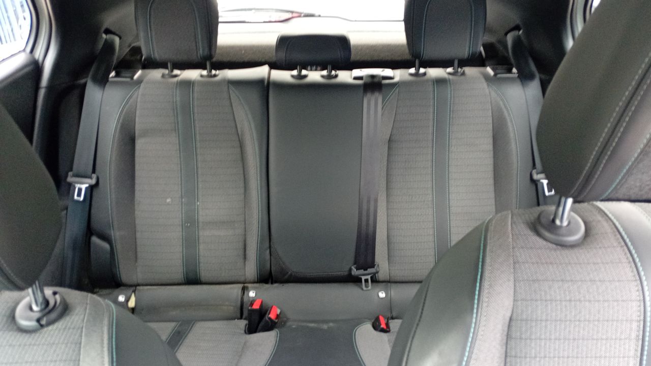 PEUGEOT - 5
