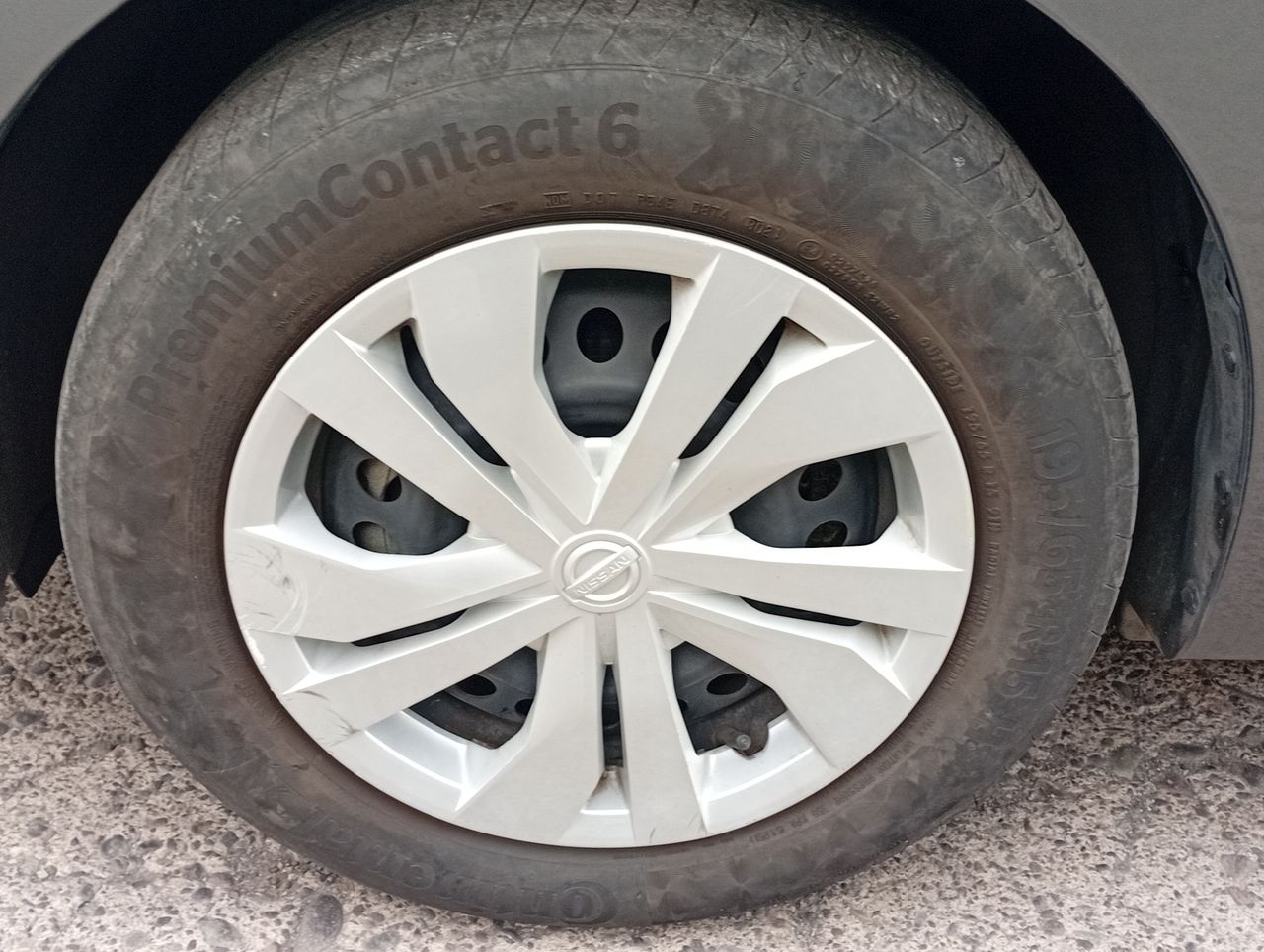 NISSAN - 17