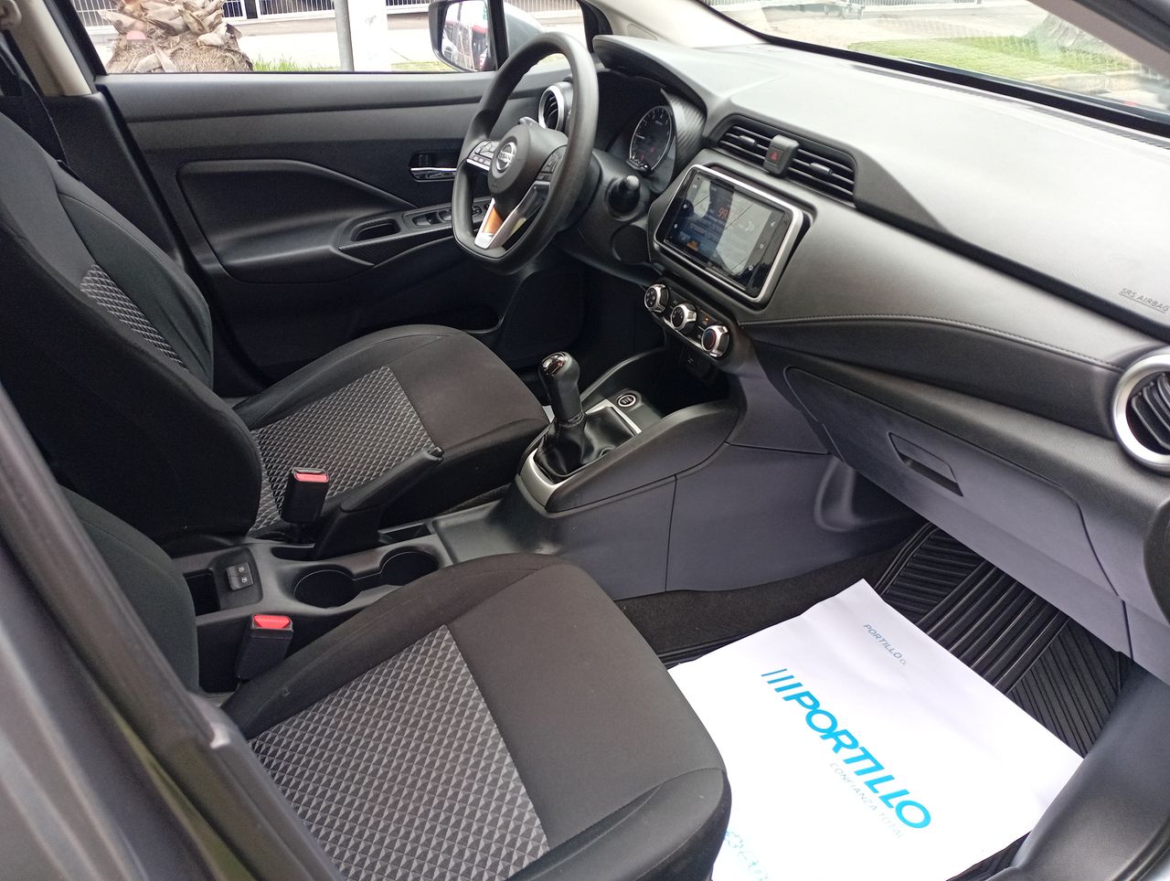 NISSAN - 10