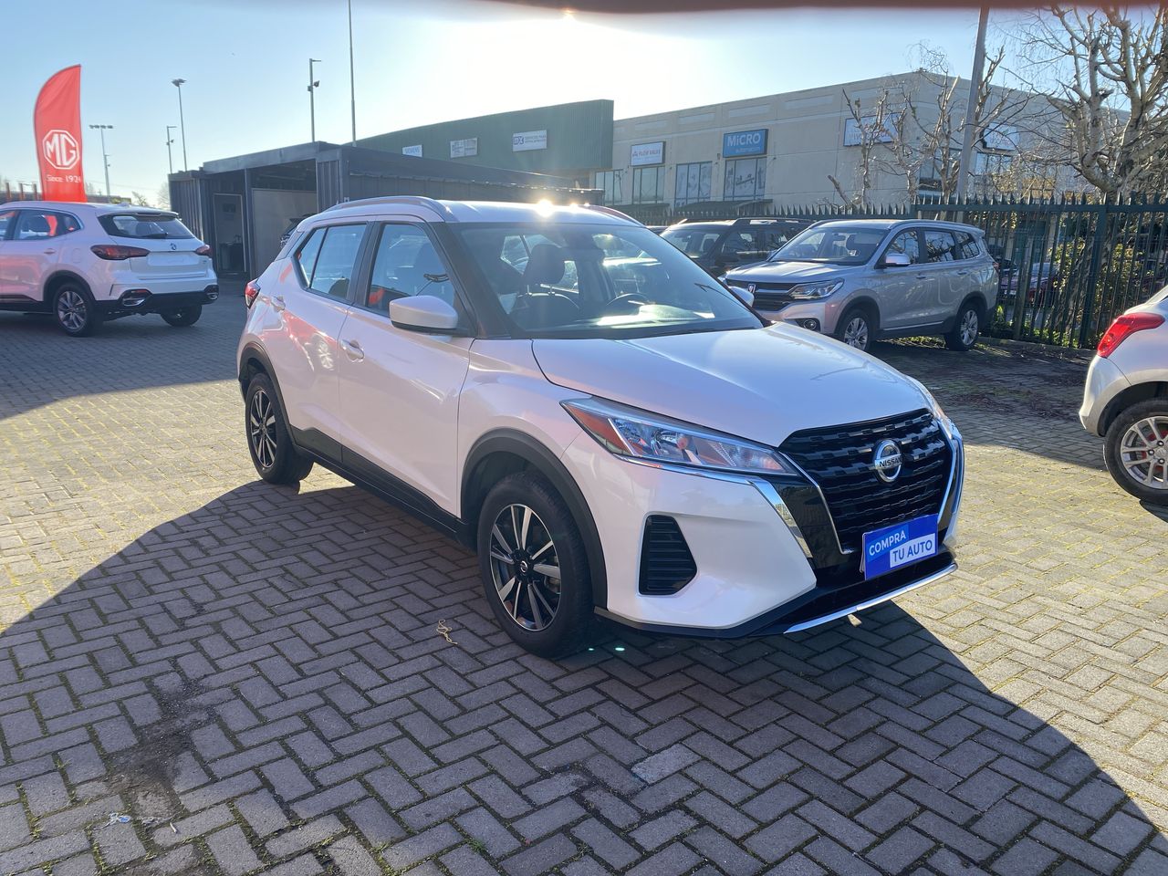 NISSAN - 1