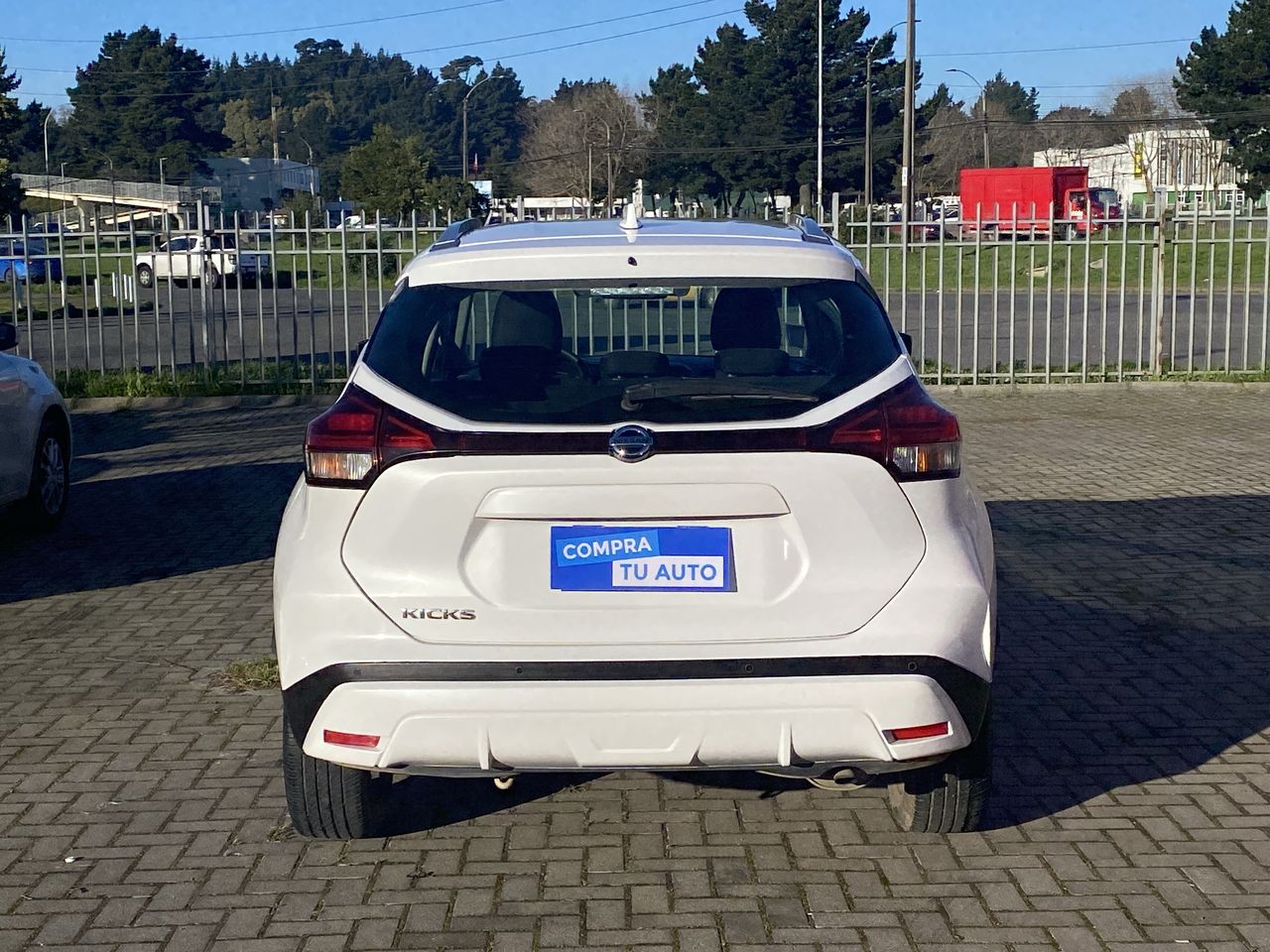 NISSAN - 6