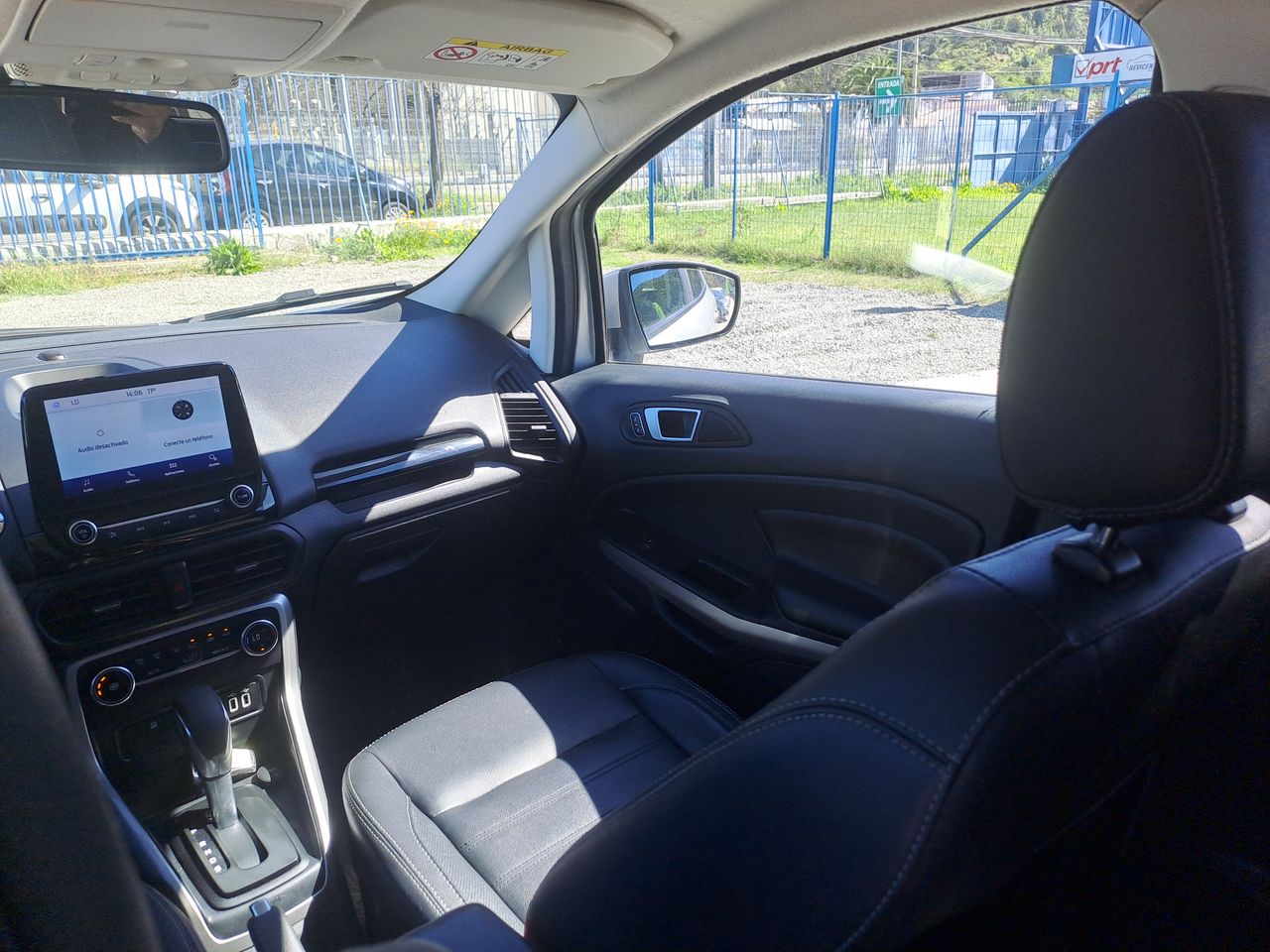 Ford Ecosport — foto 11 de 28