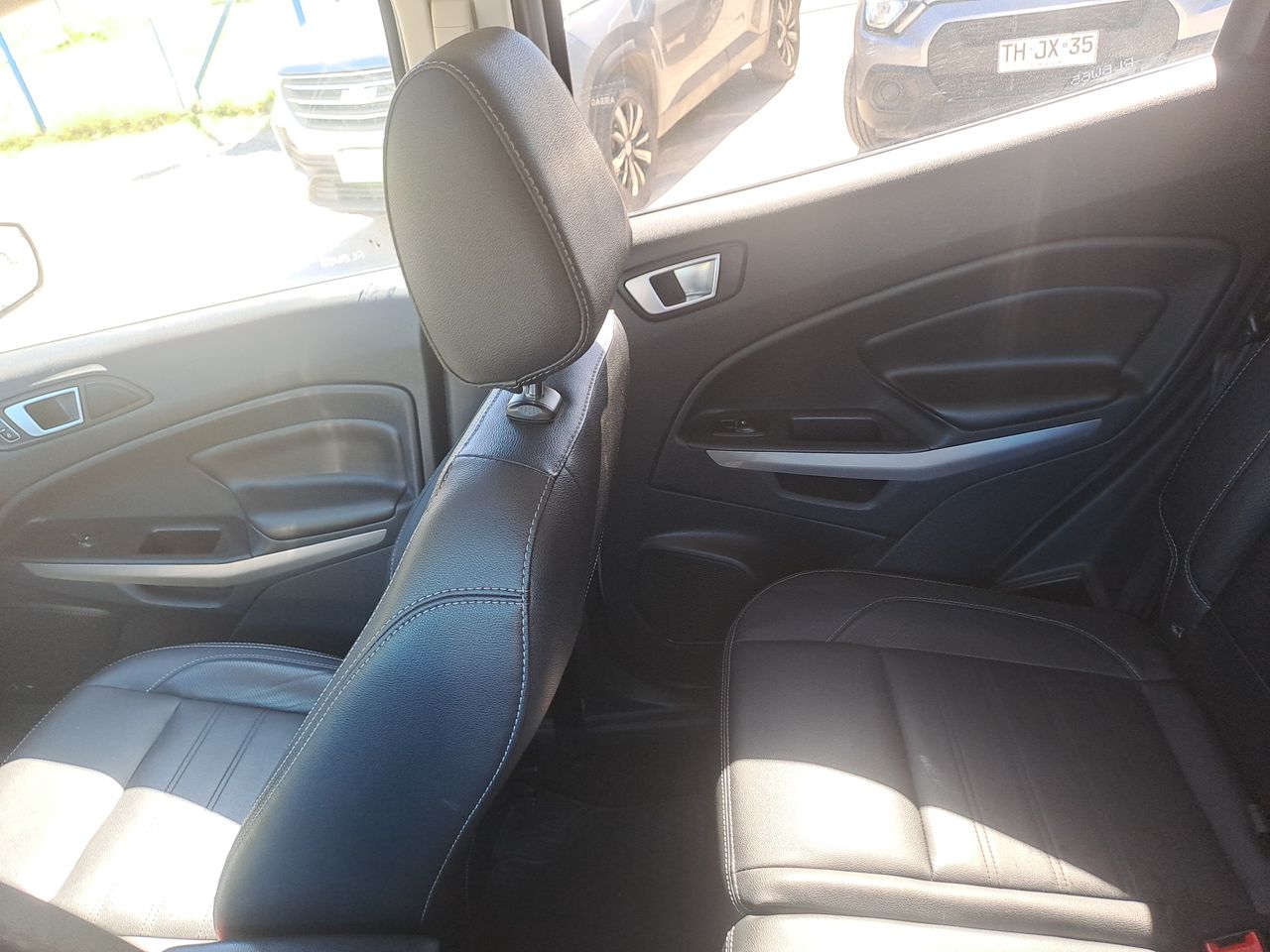 Ford Ecosport — foto 12 de 28