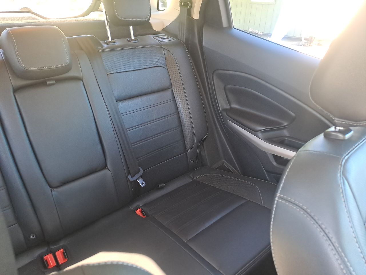 Ford Ecosport — foto 15 de 28