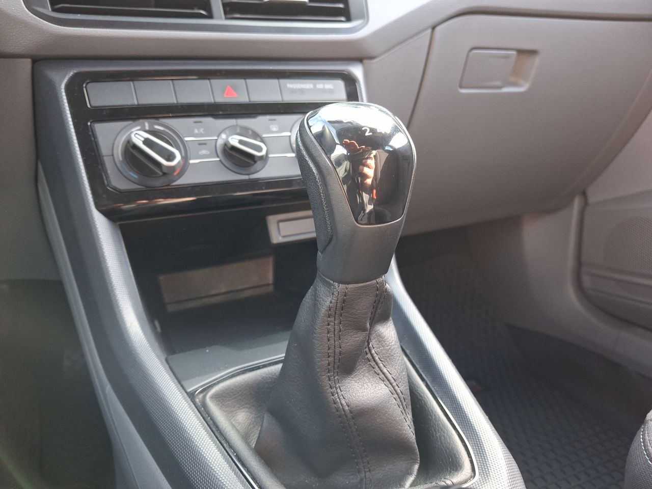 VOLKSWAGEN - 30