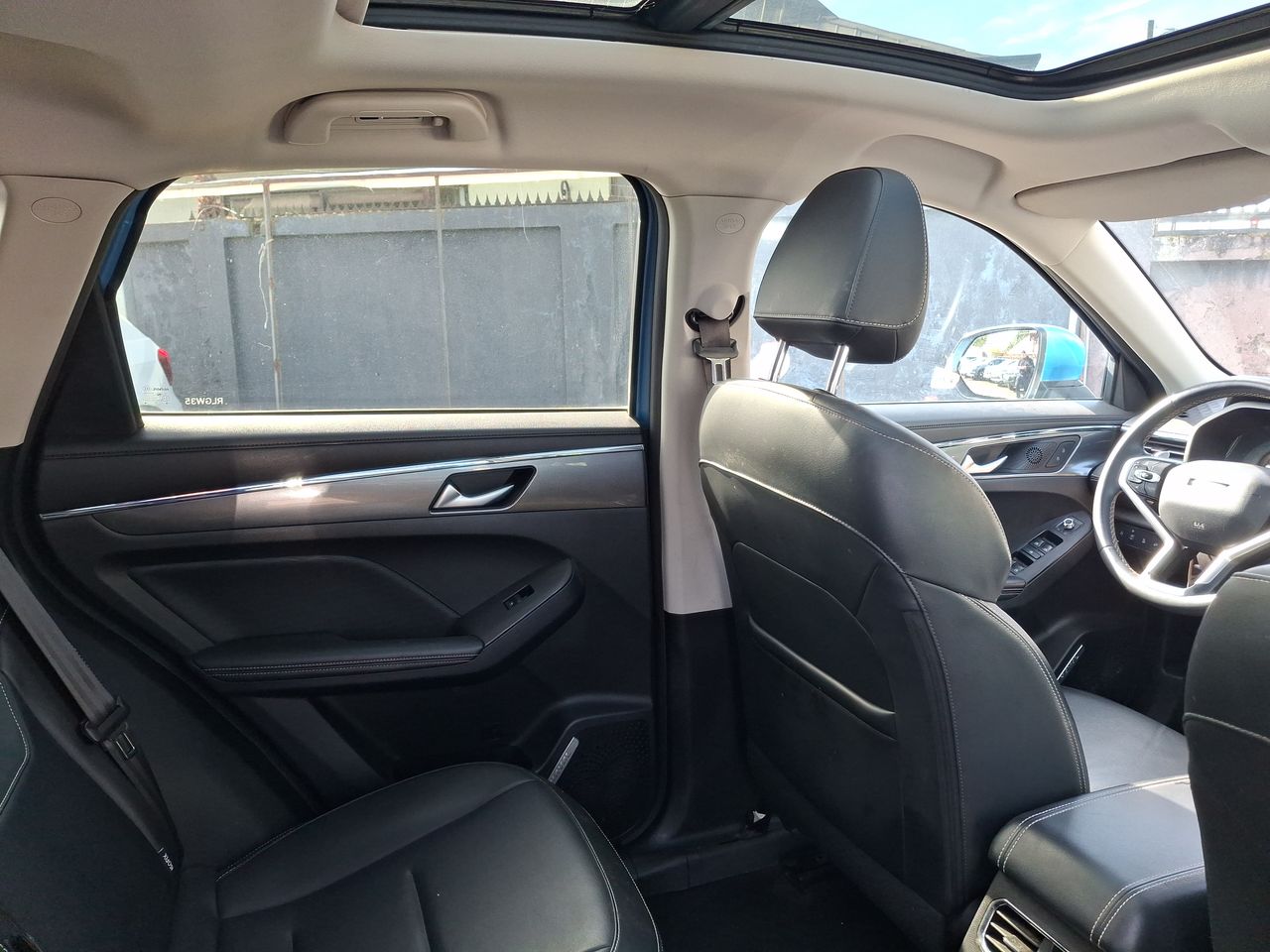 Haval Jolion — foto 16 de 36