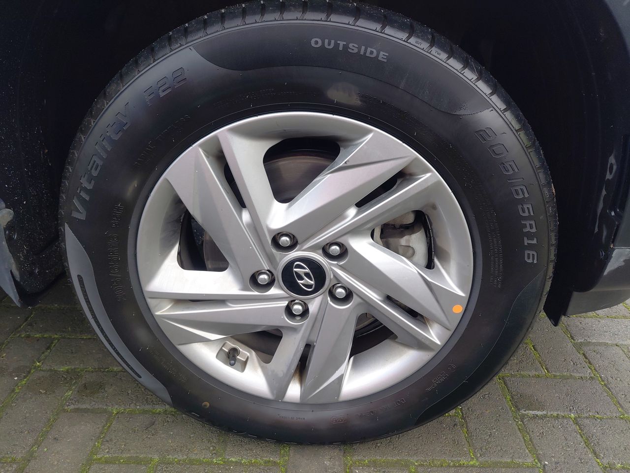 HYUNDAI - 7