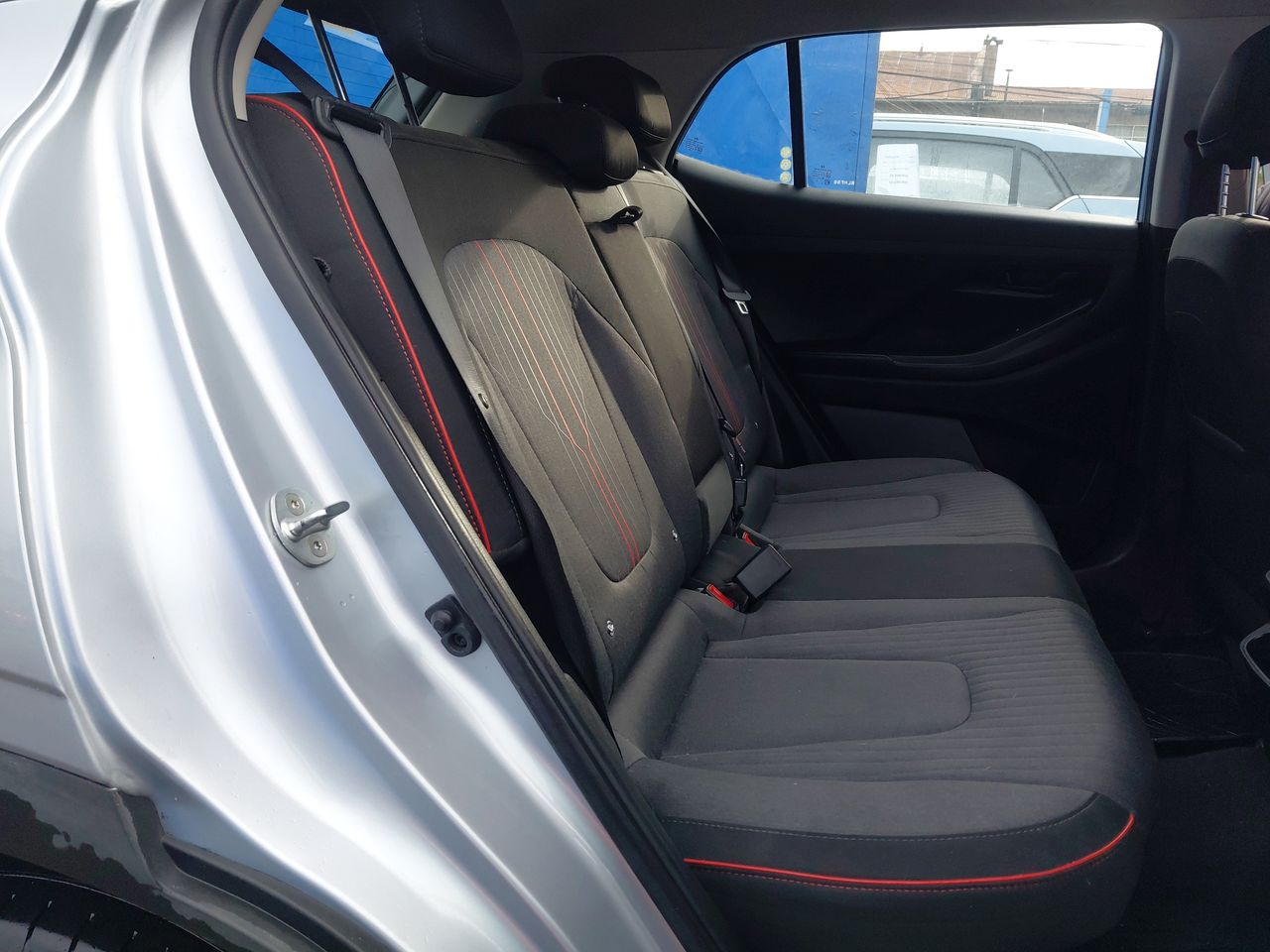 HYUNDAI - 24