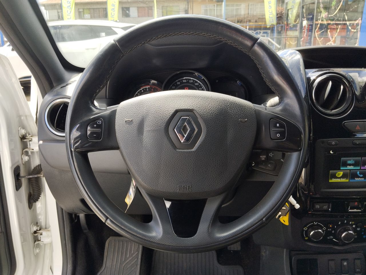 RENAULT - 24