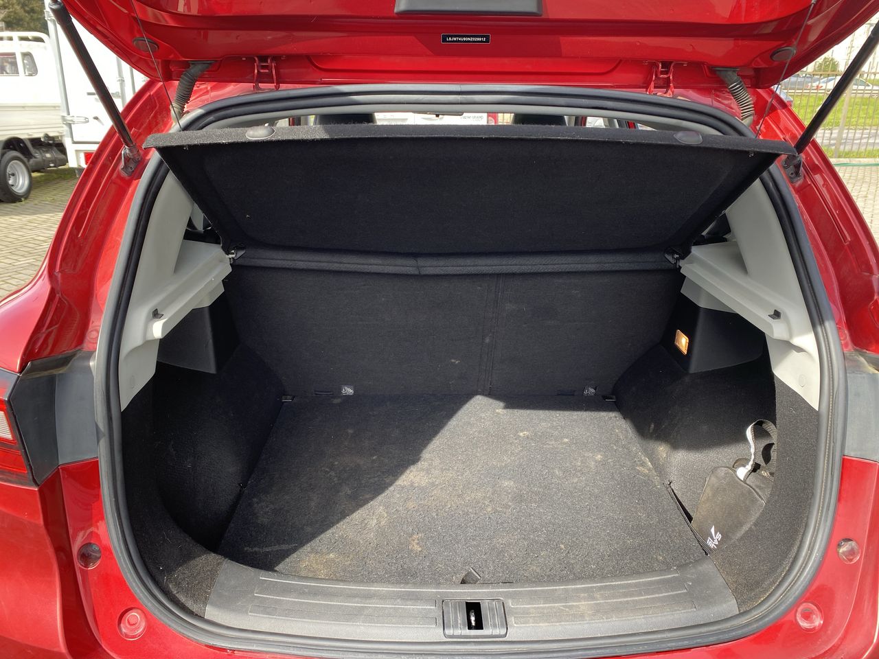 MG Zs — foto 14 de 28