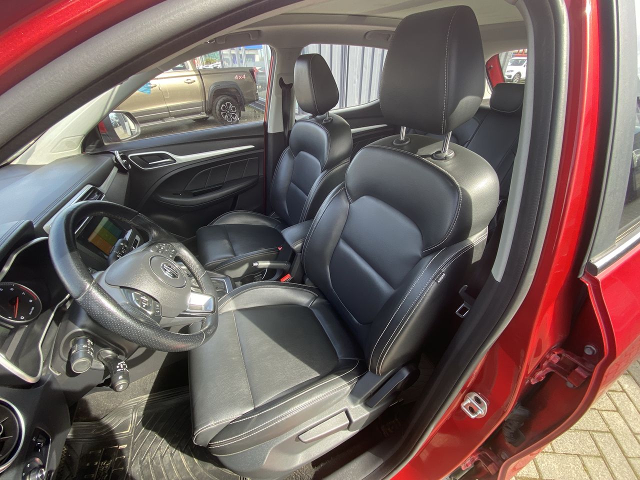 MG Zs — foto 17 de 28
