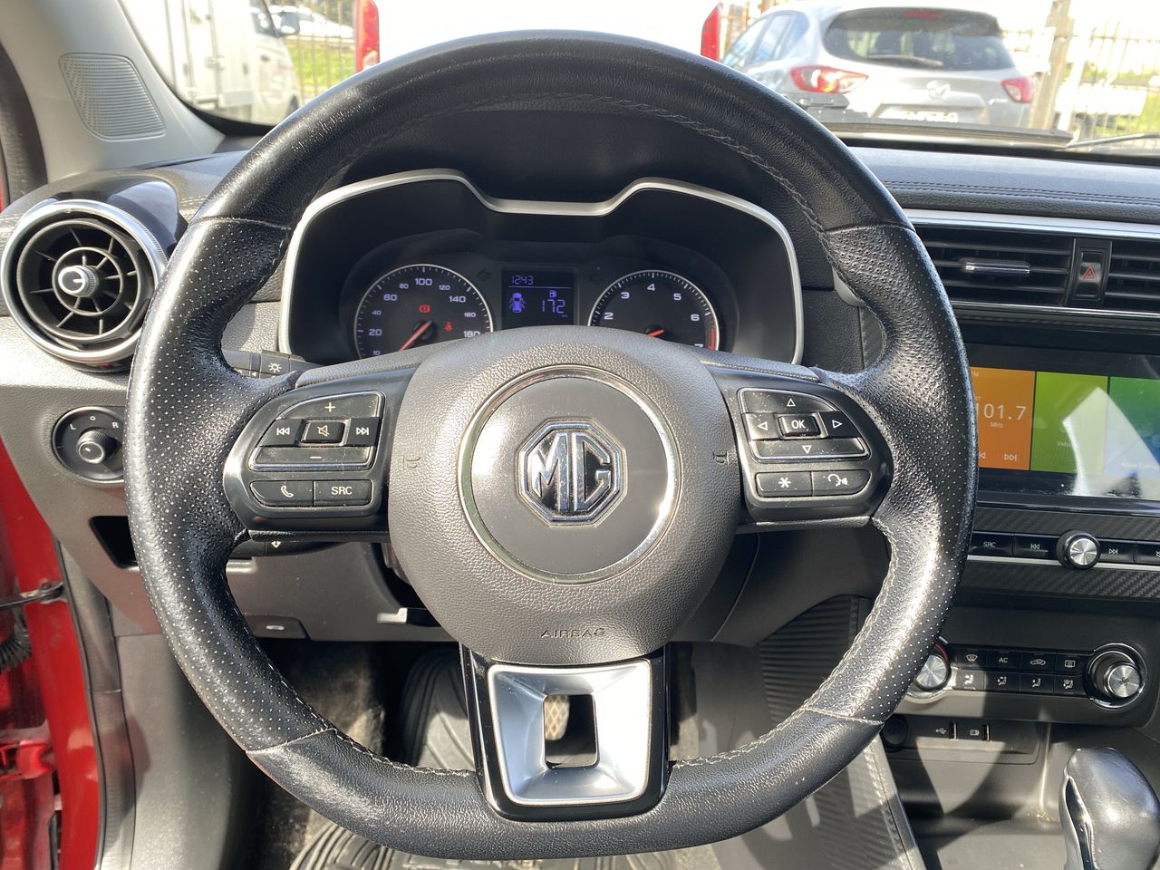 MG Zs — foto 18 de 28