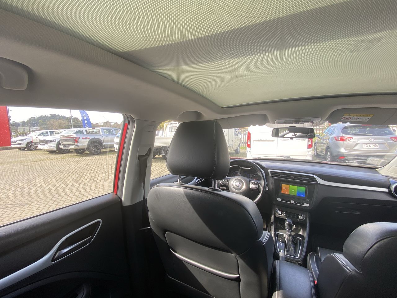 MG Zs — foto 9 de 28