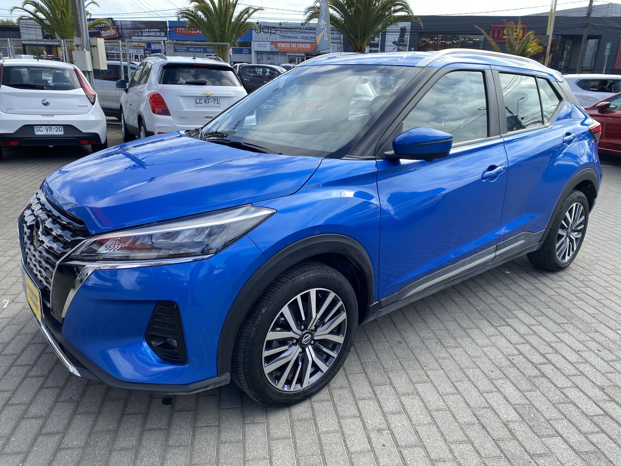 NISSAN - 3