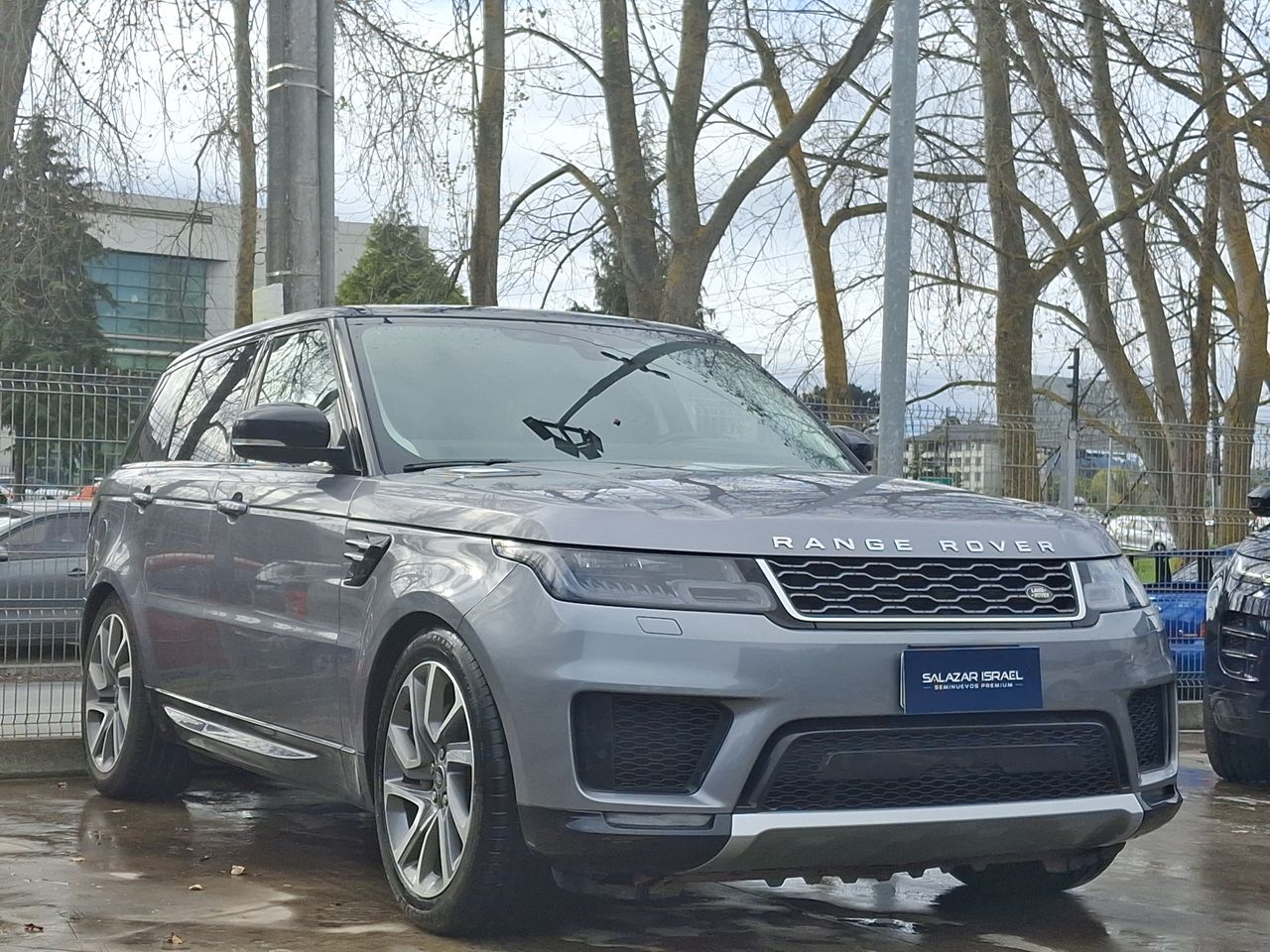 LAND ROVER - 1