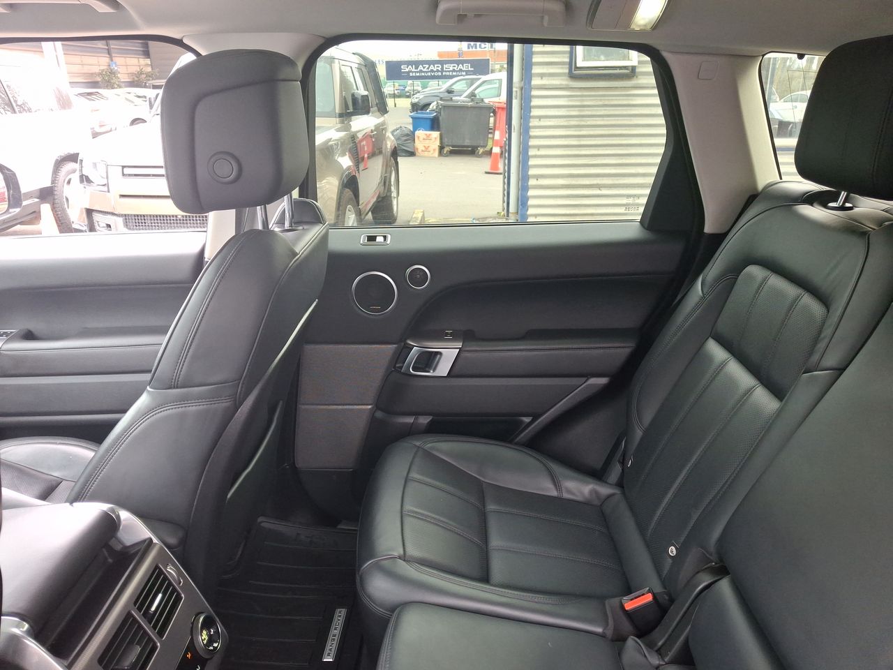 LAND ROVER - 11