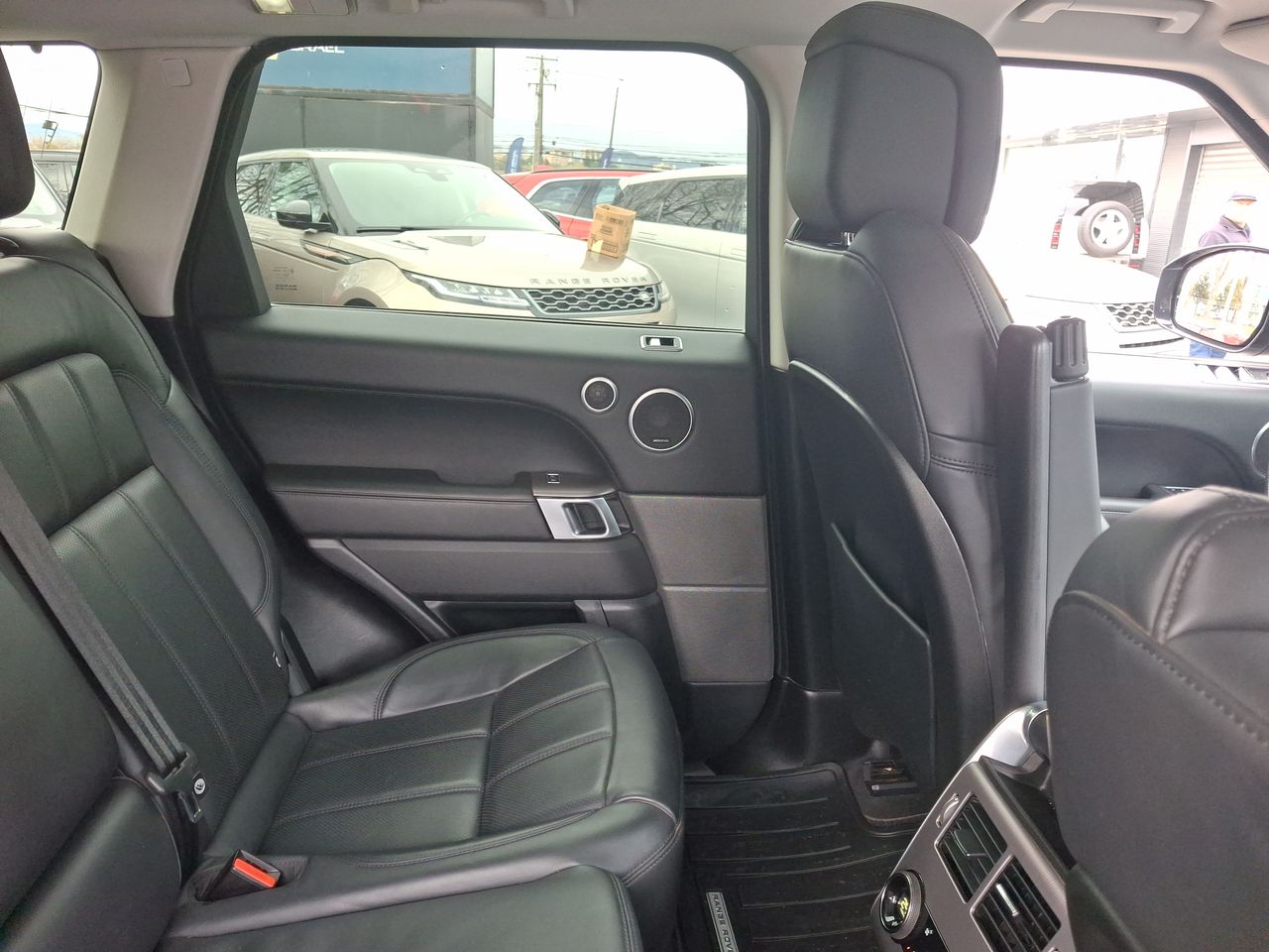 LAND ROVER - 15