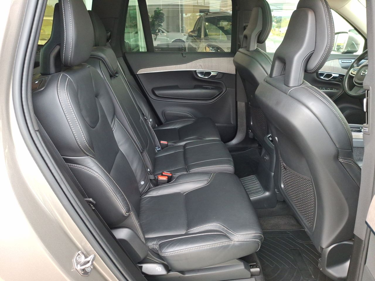 VOLVO - 35