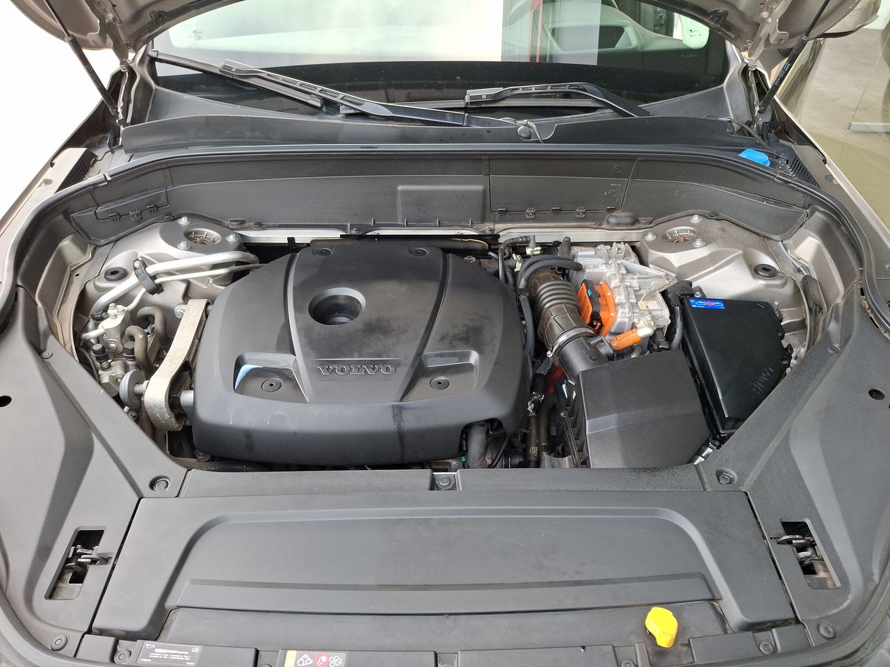 VOLVO - 18