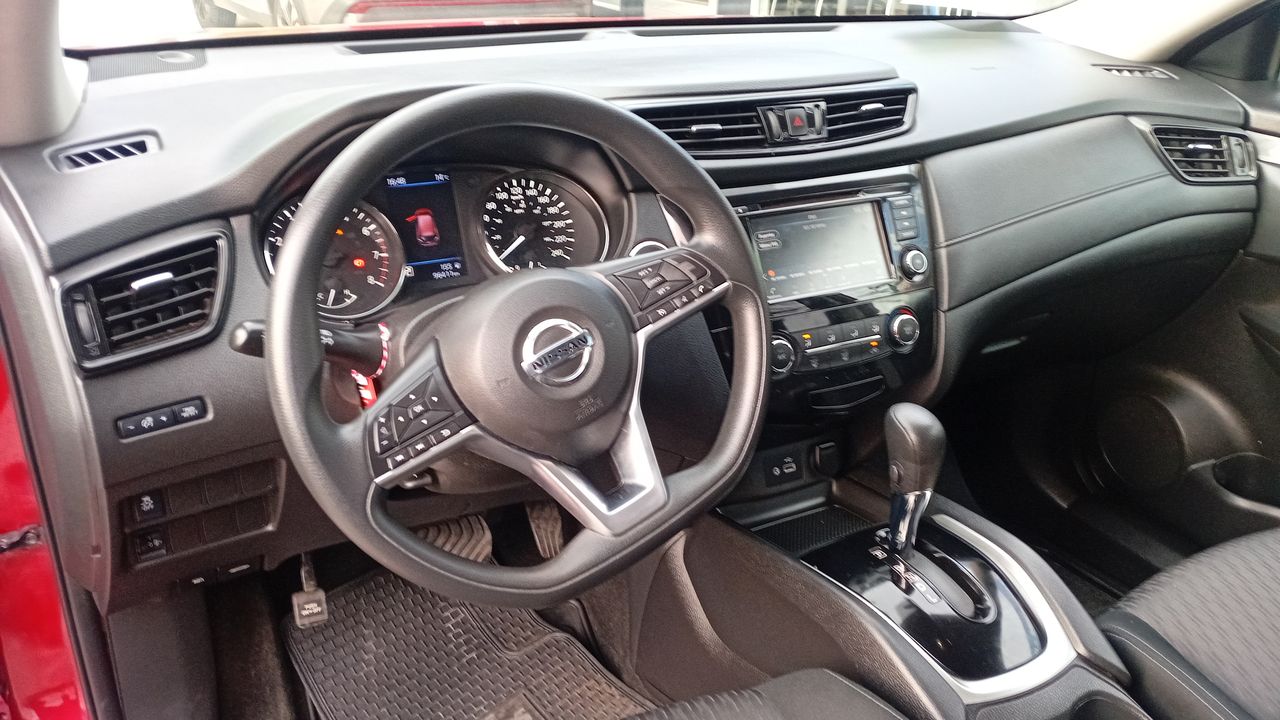 NISSAN - 15