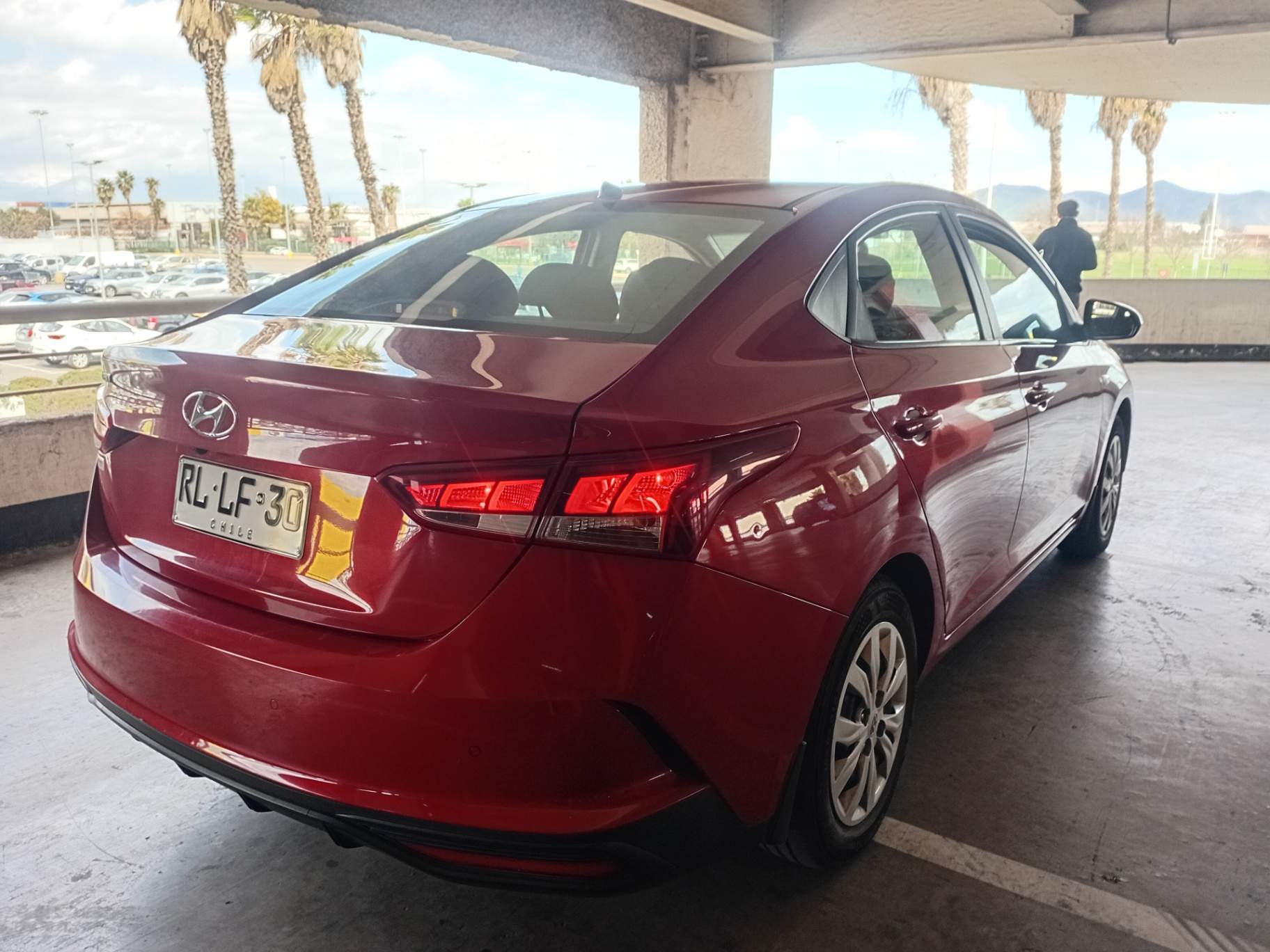 HYUNDAI - 4