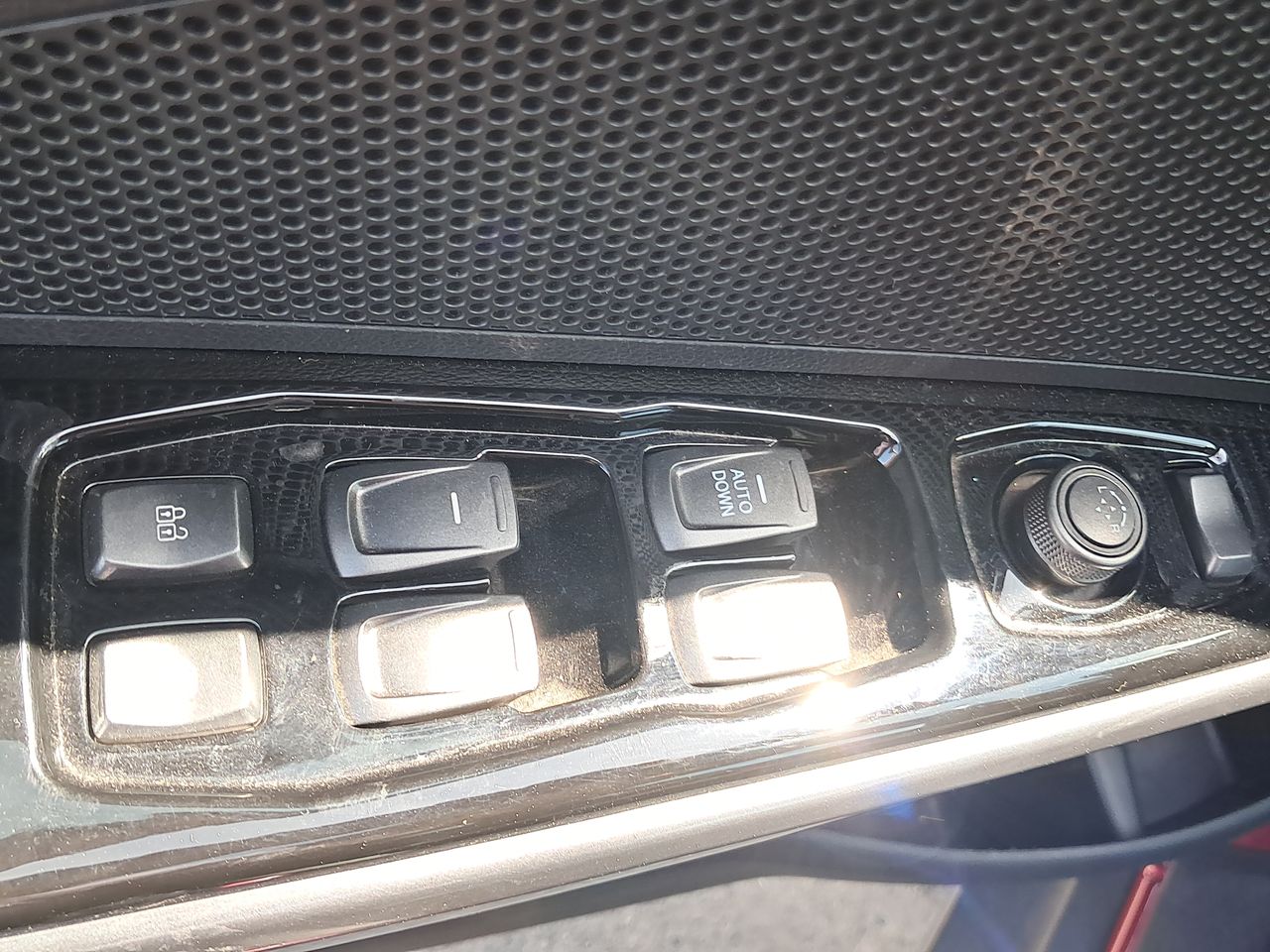 SSANGYONG - 22