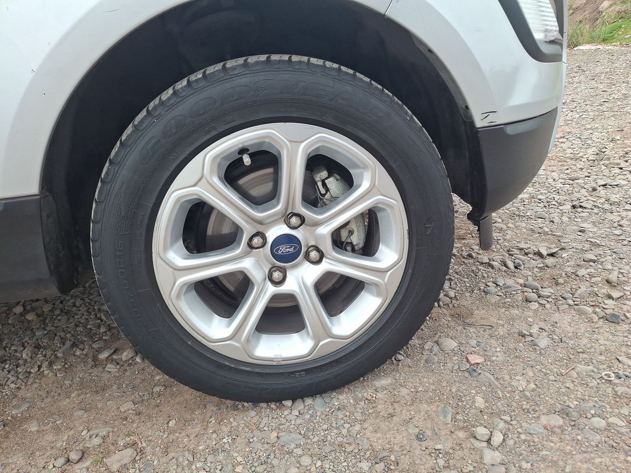 Ford Ecosport — foto 10 de 22