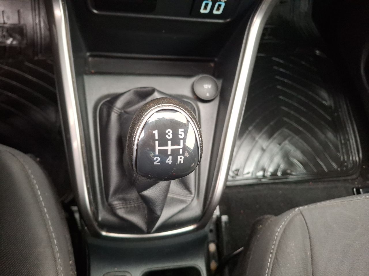 Ford Ecosport — foto 21 de 22